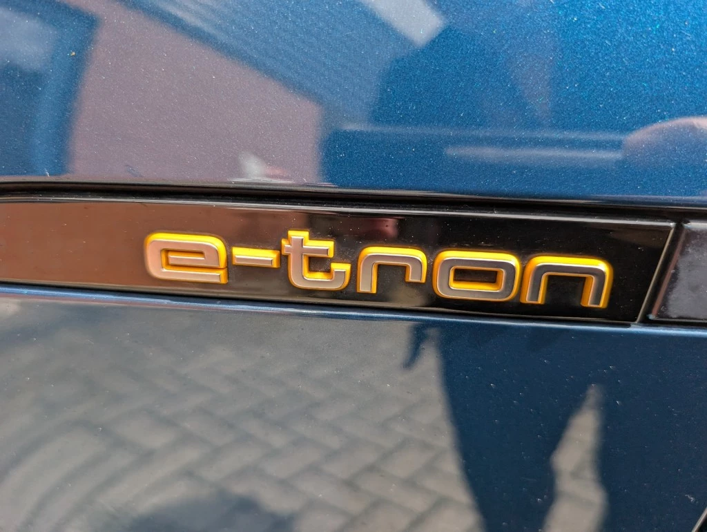 Hoofdafbeelding Audi e-tron