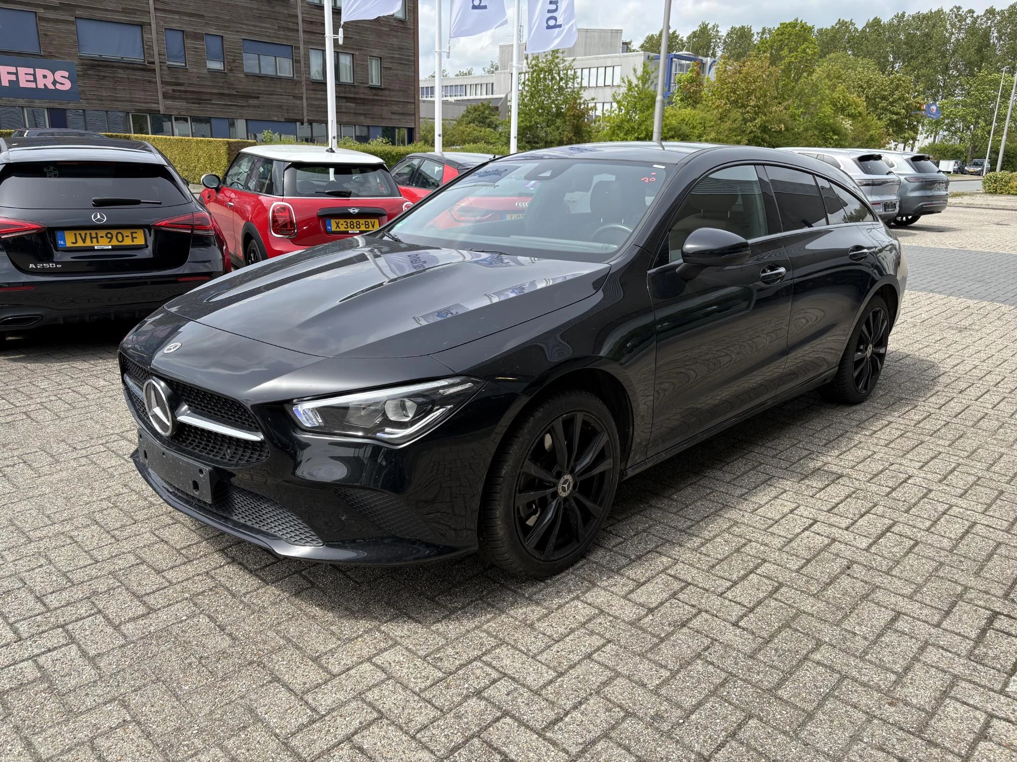 Hoofdafbeelding Mercedes-Benz CLA