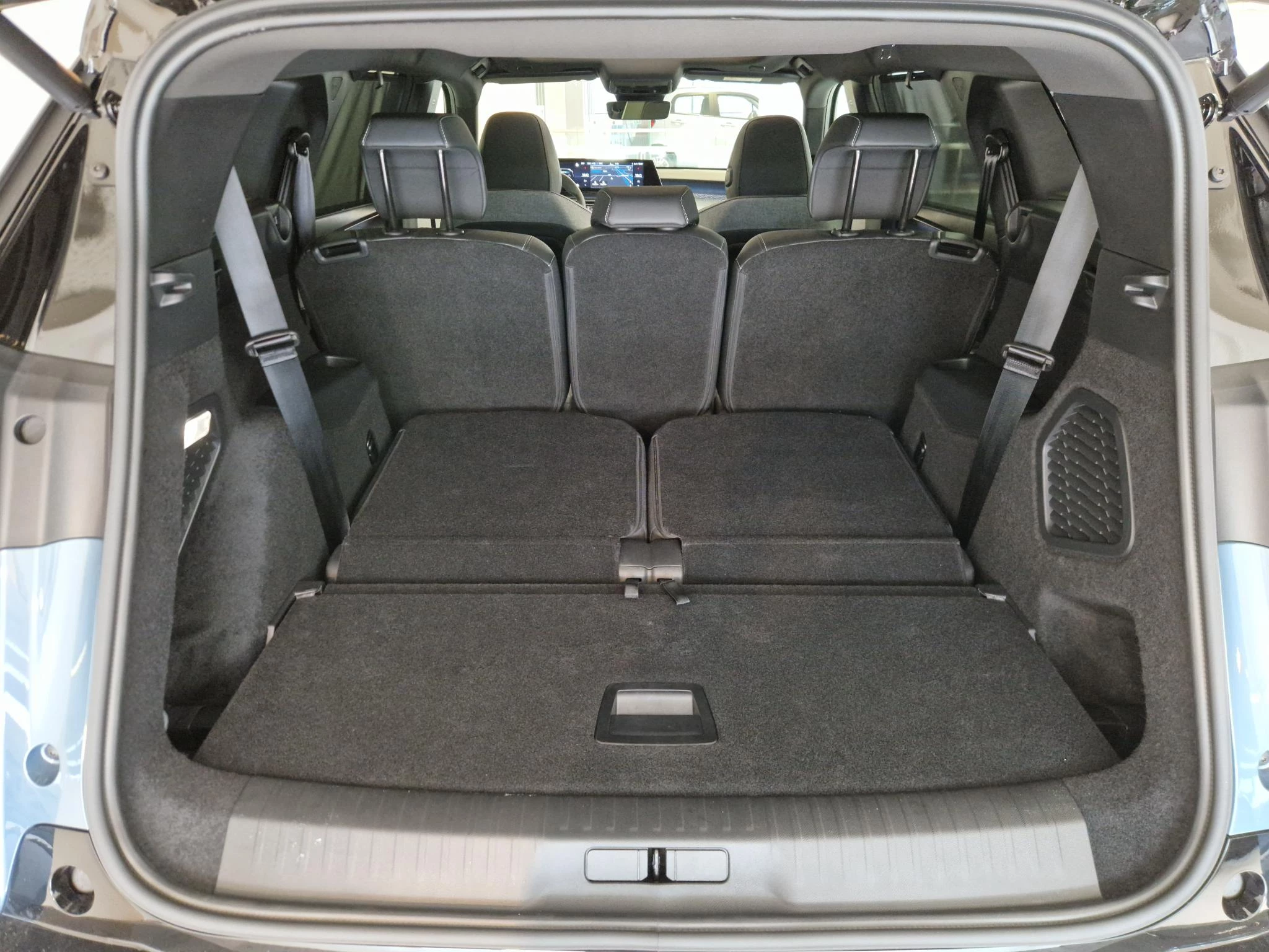 Hoofdafbeelding Peugeot e-5008
