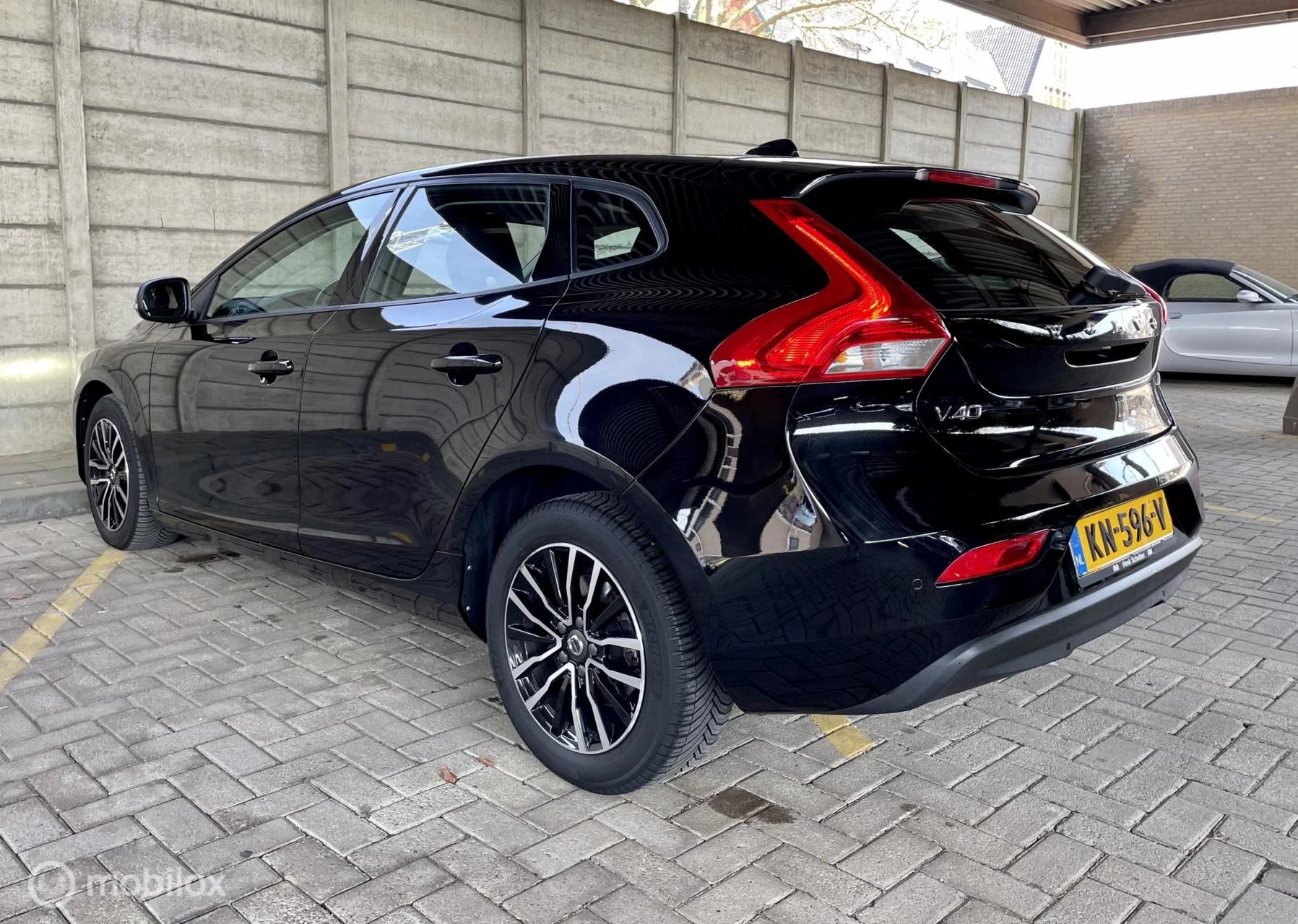 Hoofdafbeelding Volvo V40