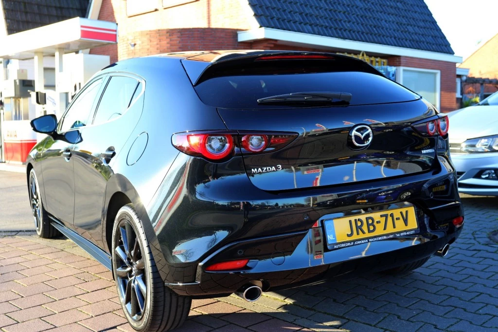 Hoofdafbeelding Mazda 3