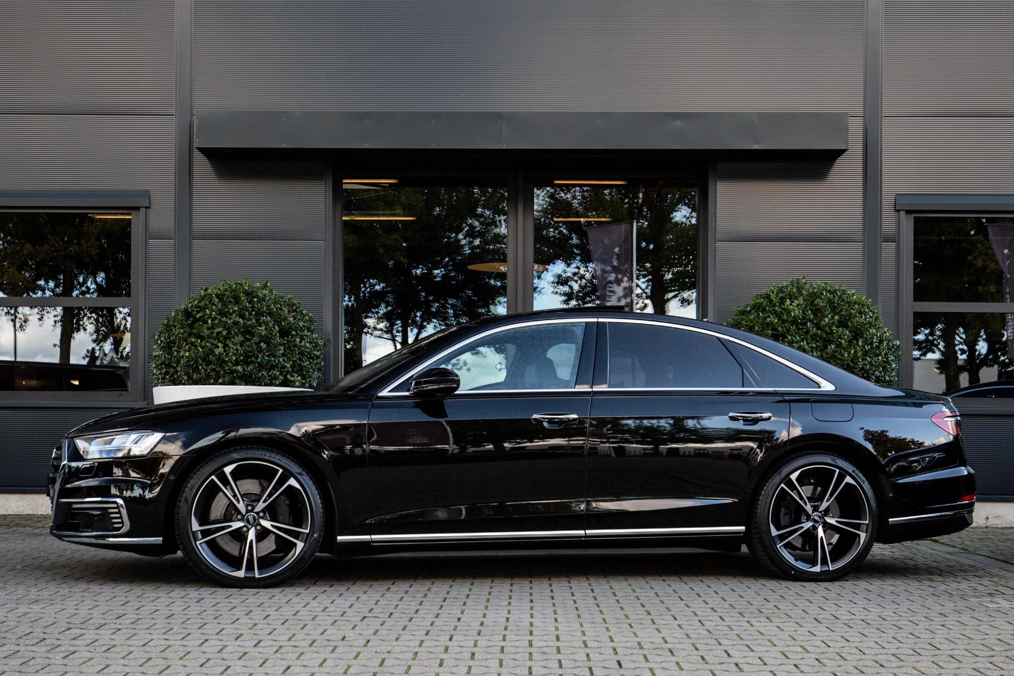 Hoofdafbeelding Audi A8
