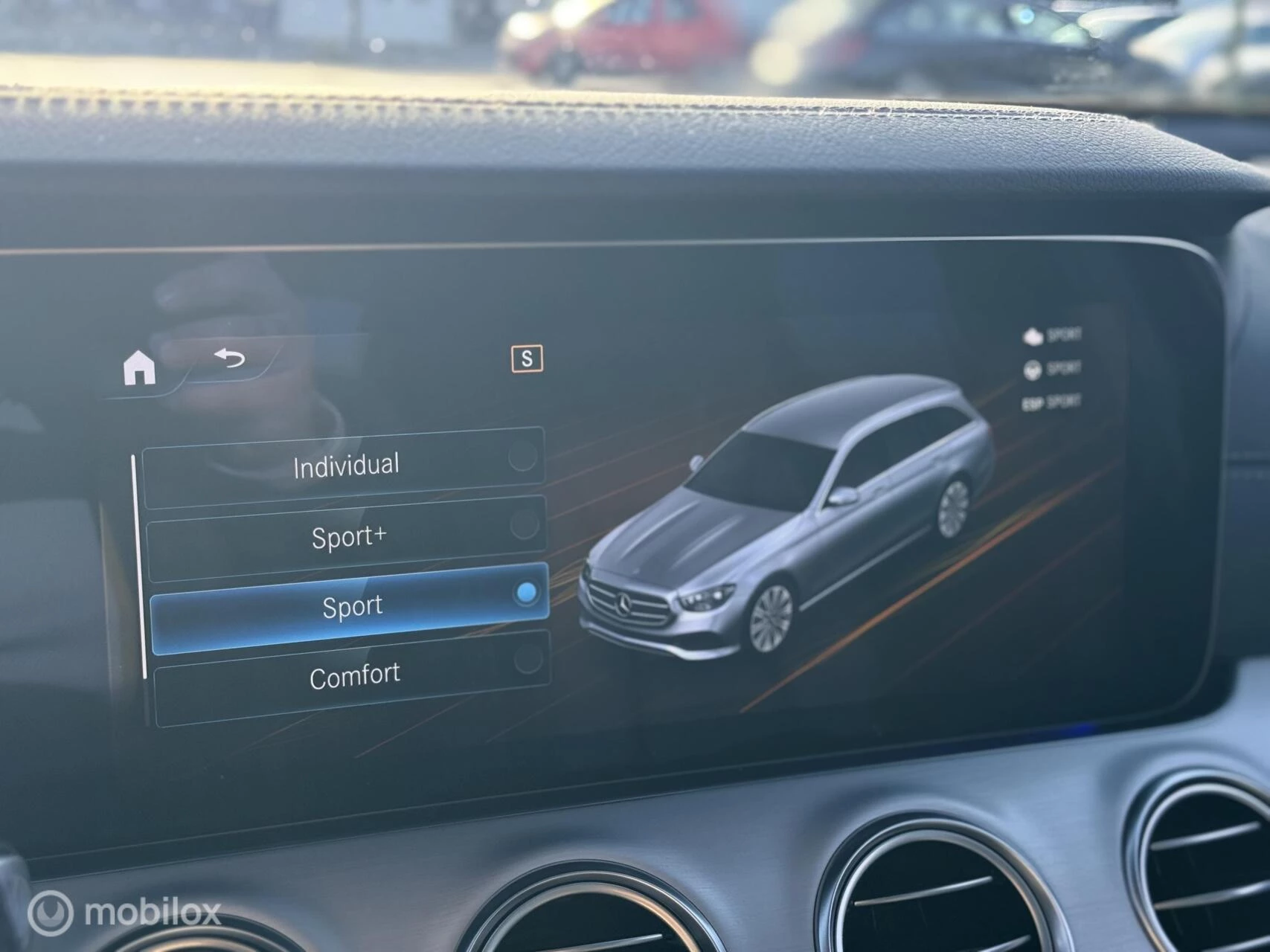 Hoofdafbeelding Mercedes-Benz E-Klasse