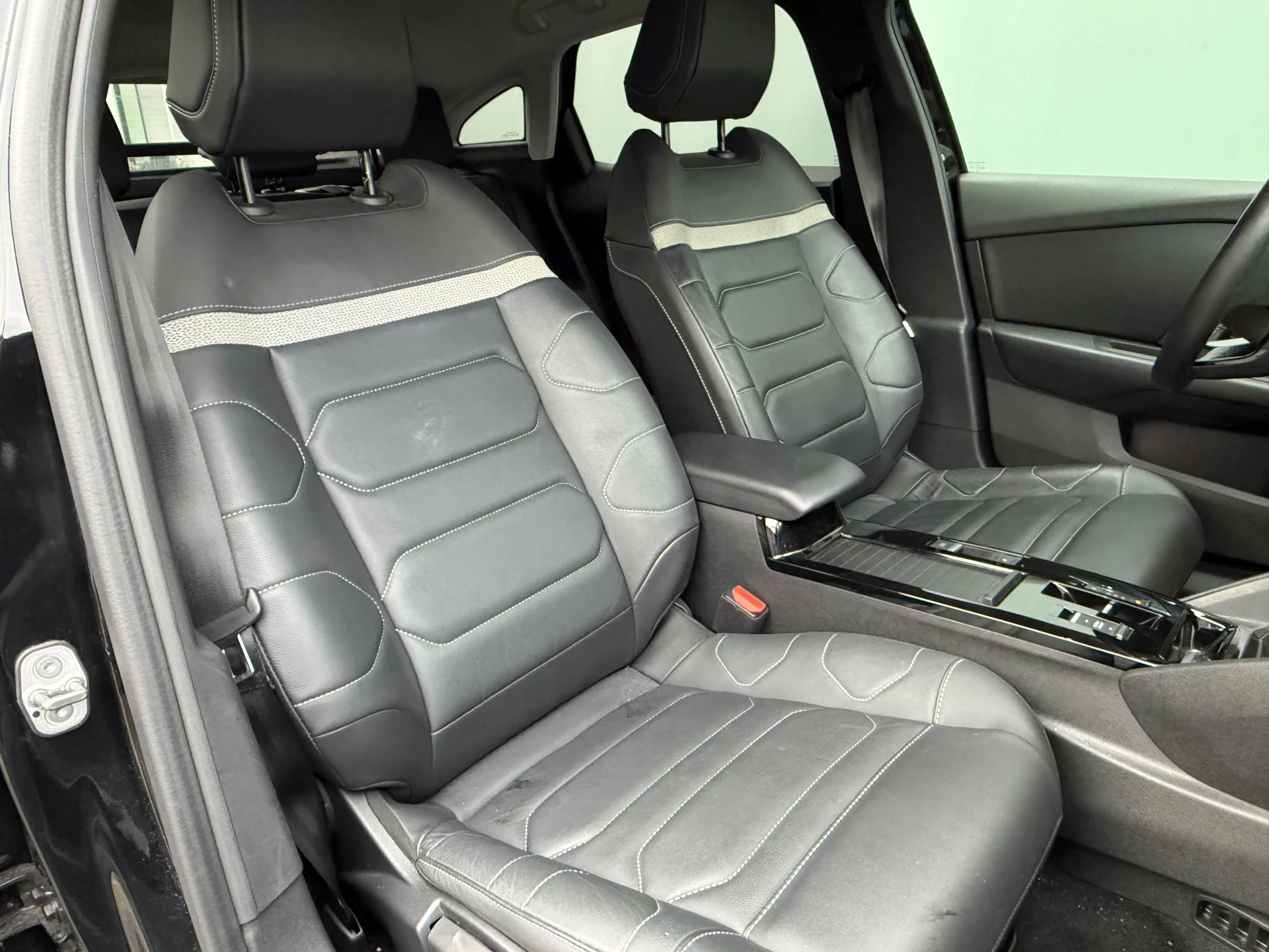 Hoofdafbeelding Citroën ë-C4