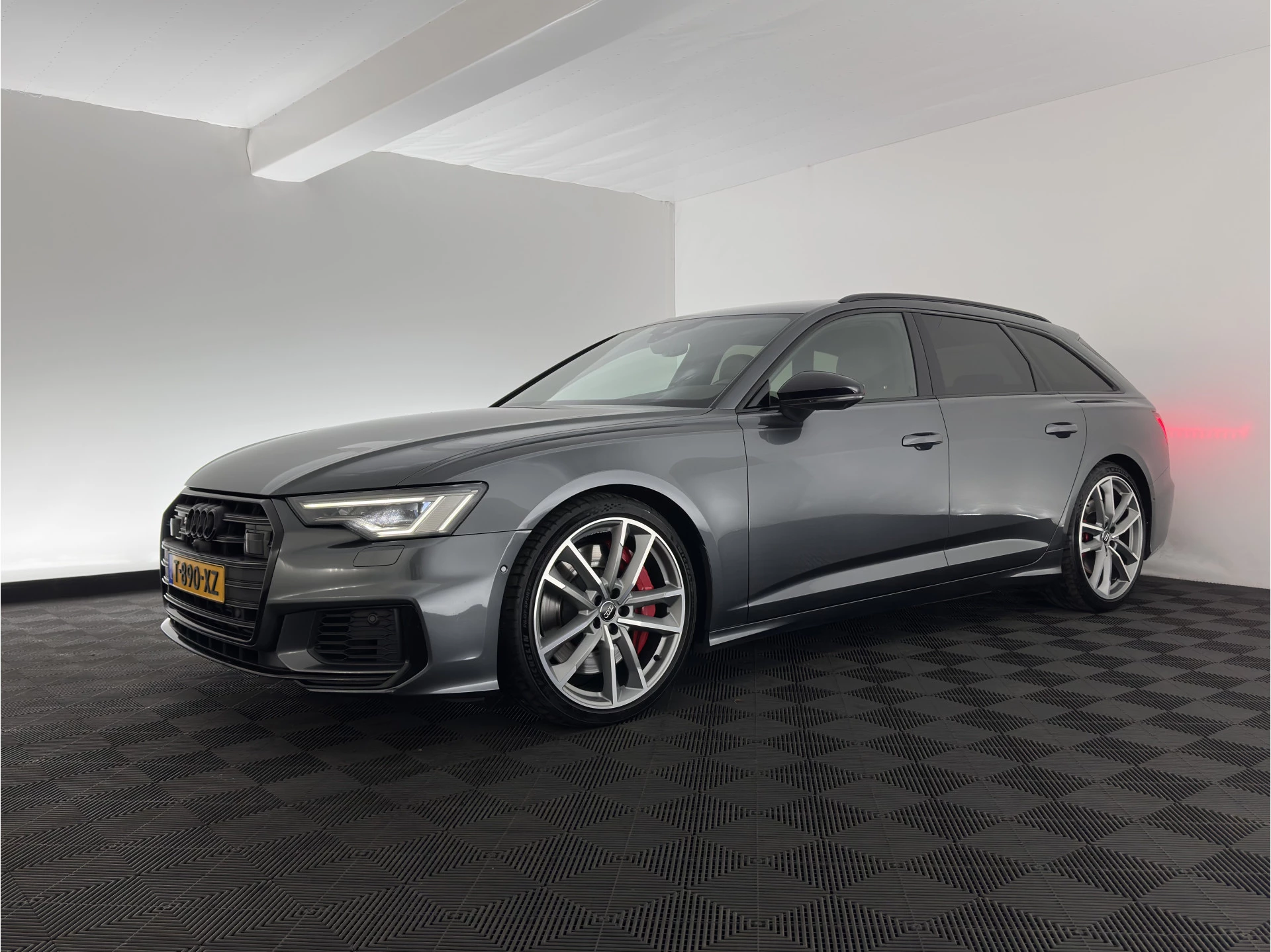Hoofdafbeelding Audi S6