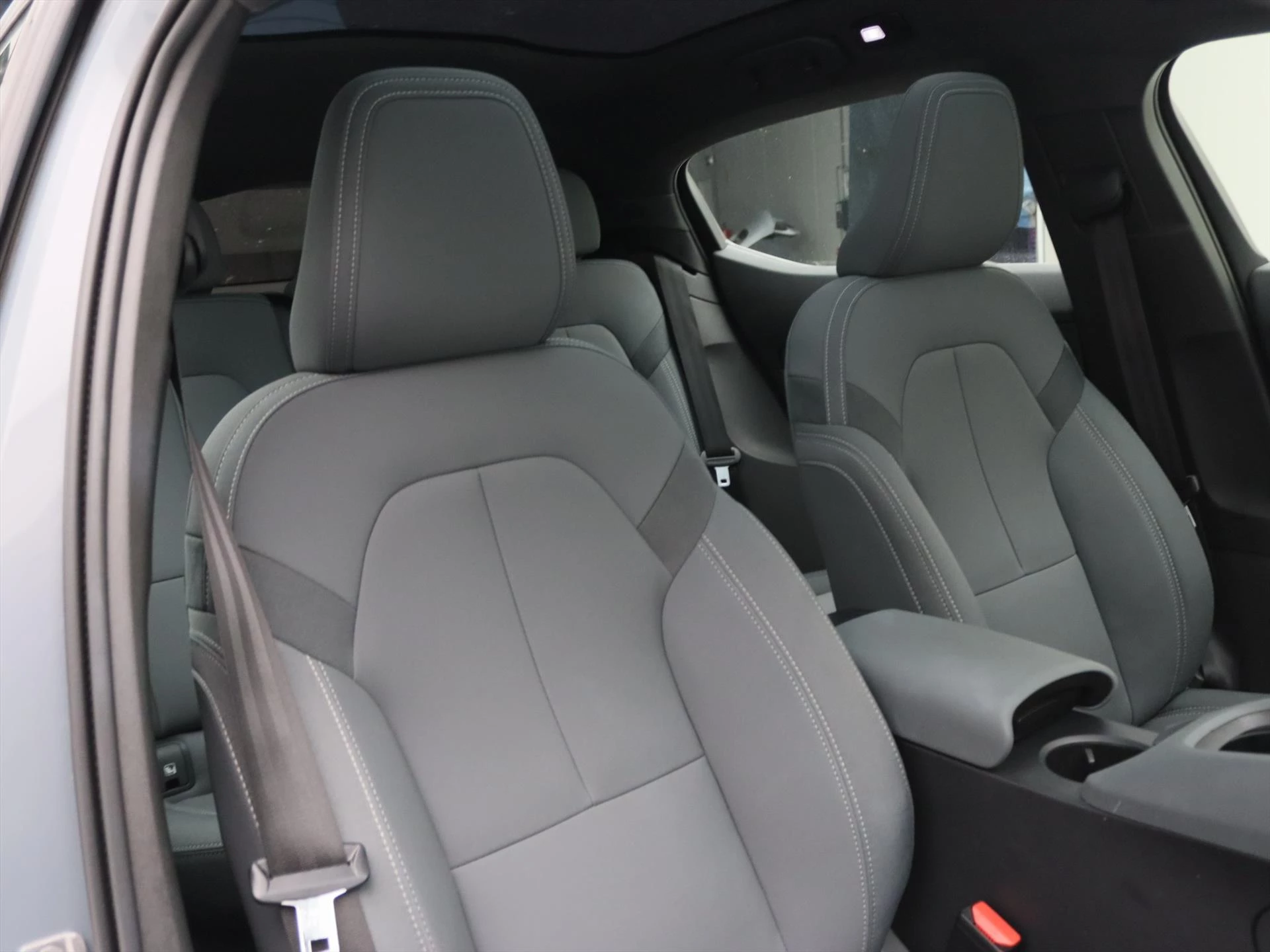 Hoofdafbeelding Polestar 2