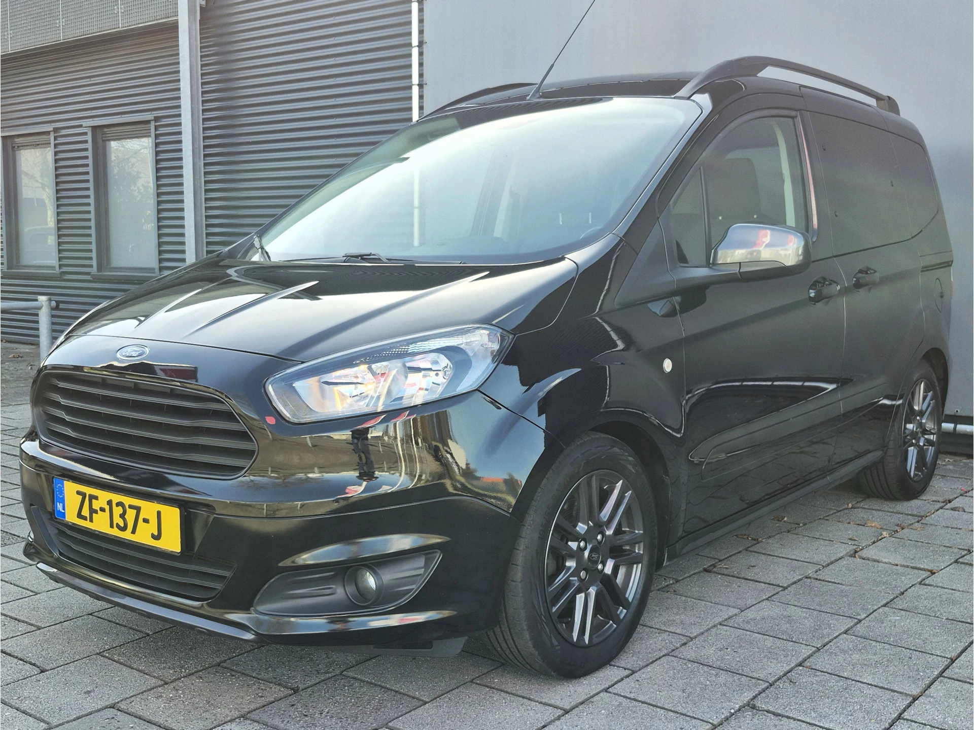 Hoofdafbeelding Ford Tourneo Courier