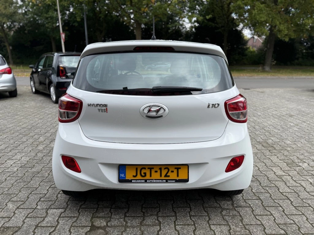 Hoofdafbeelding Hyundai i10