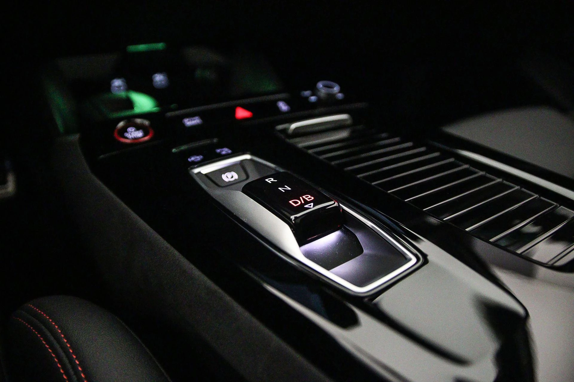 Hoofdafbeelding Audi SQ6