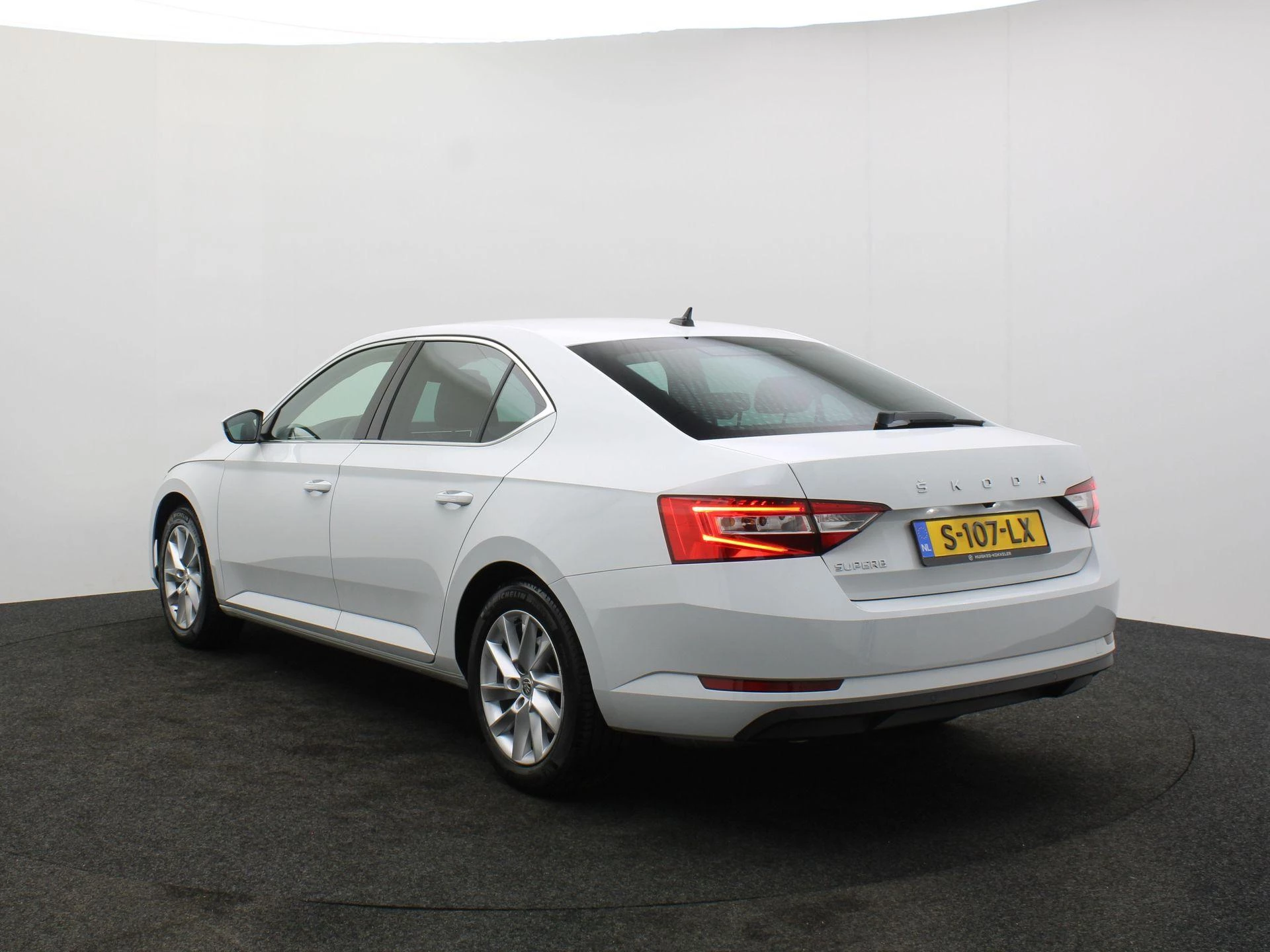 Hoofdafbeelding Škoda Superb