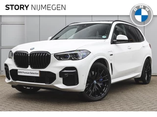 BMW X5 xDrive45e High Executive M Sport Automaat / Panoramadak / Trekhaak / Stoelventilatie / Soft-Close / Laserlight / Head-Up / Parking Assistant / Active Cruise Control / Gesture Control