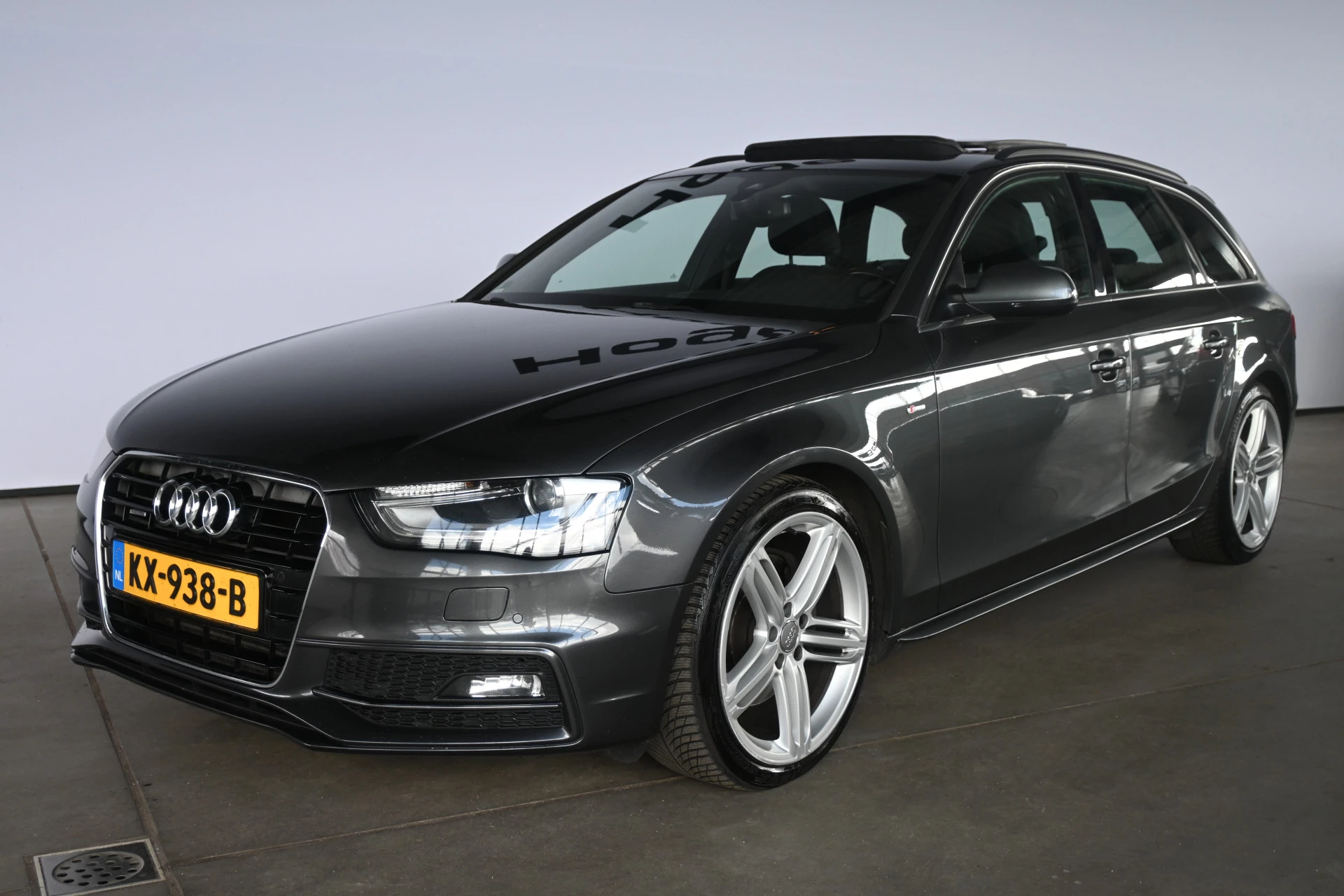 Hoofdafbeelding Audi A4