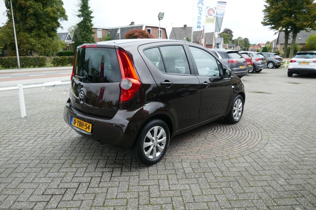 Hoofdafbeelding Opel Agila