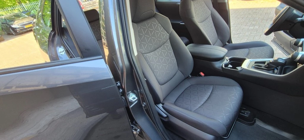 Hoofdafbeelding Toyota RAV4
