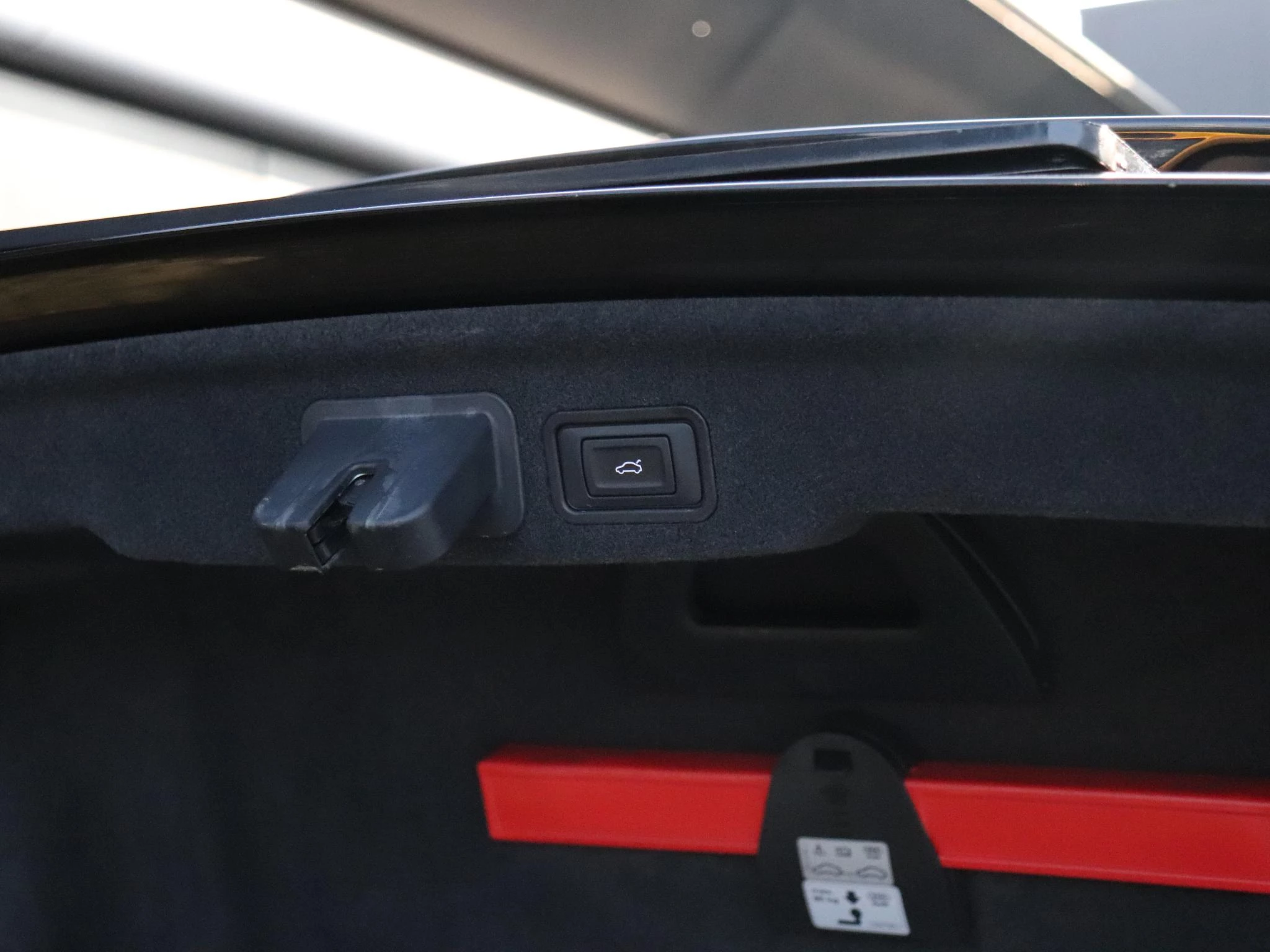 Hoofdafbeelding Audi A8