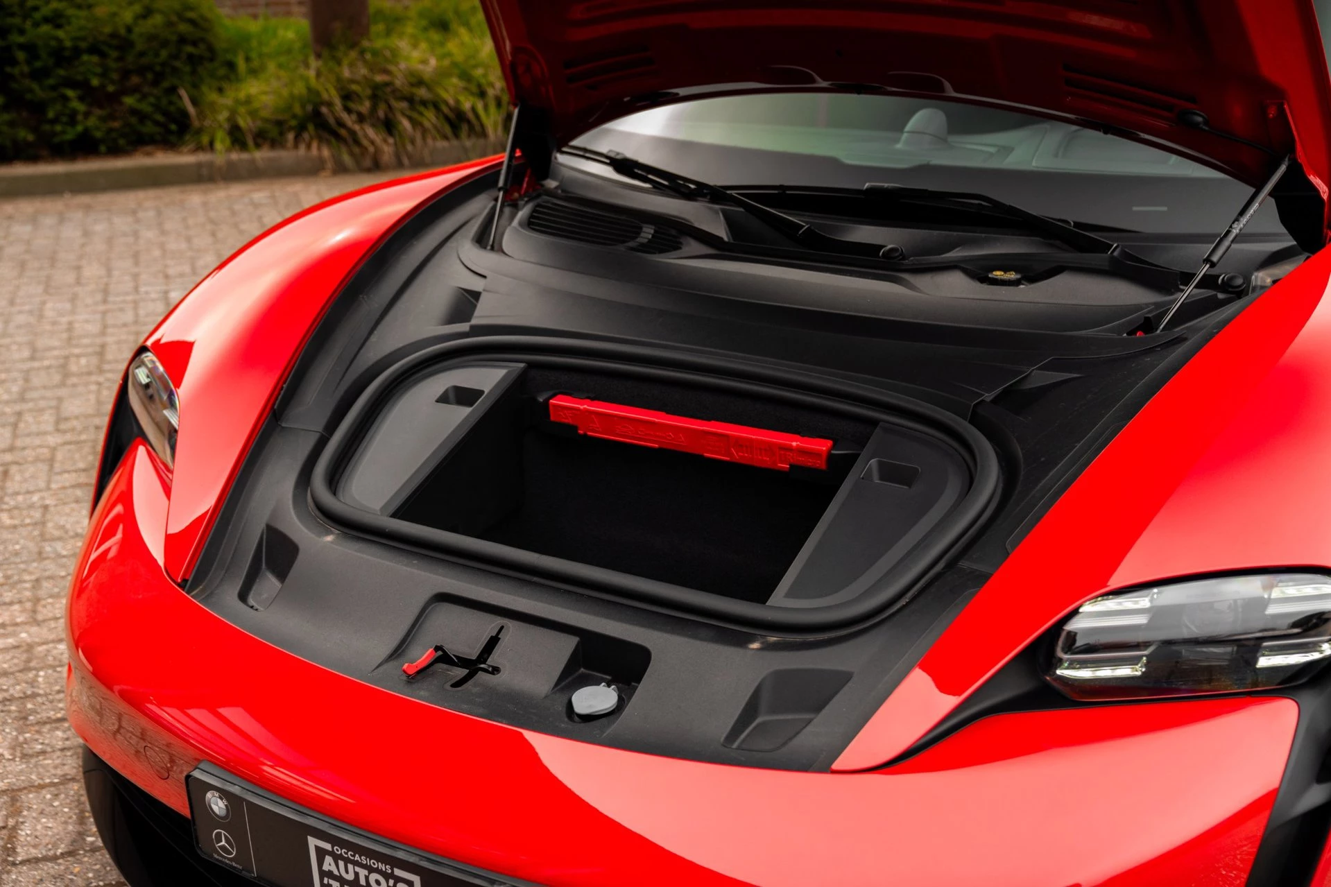 Hoofdafbeelding Porsche Taycan