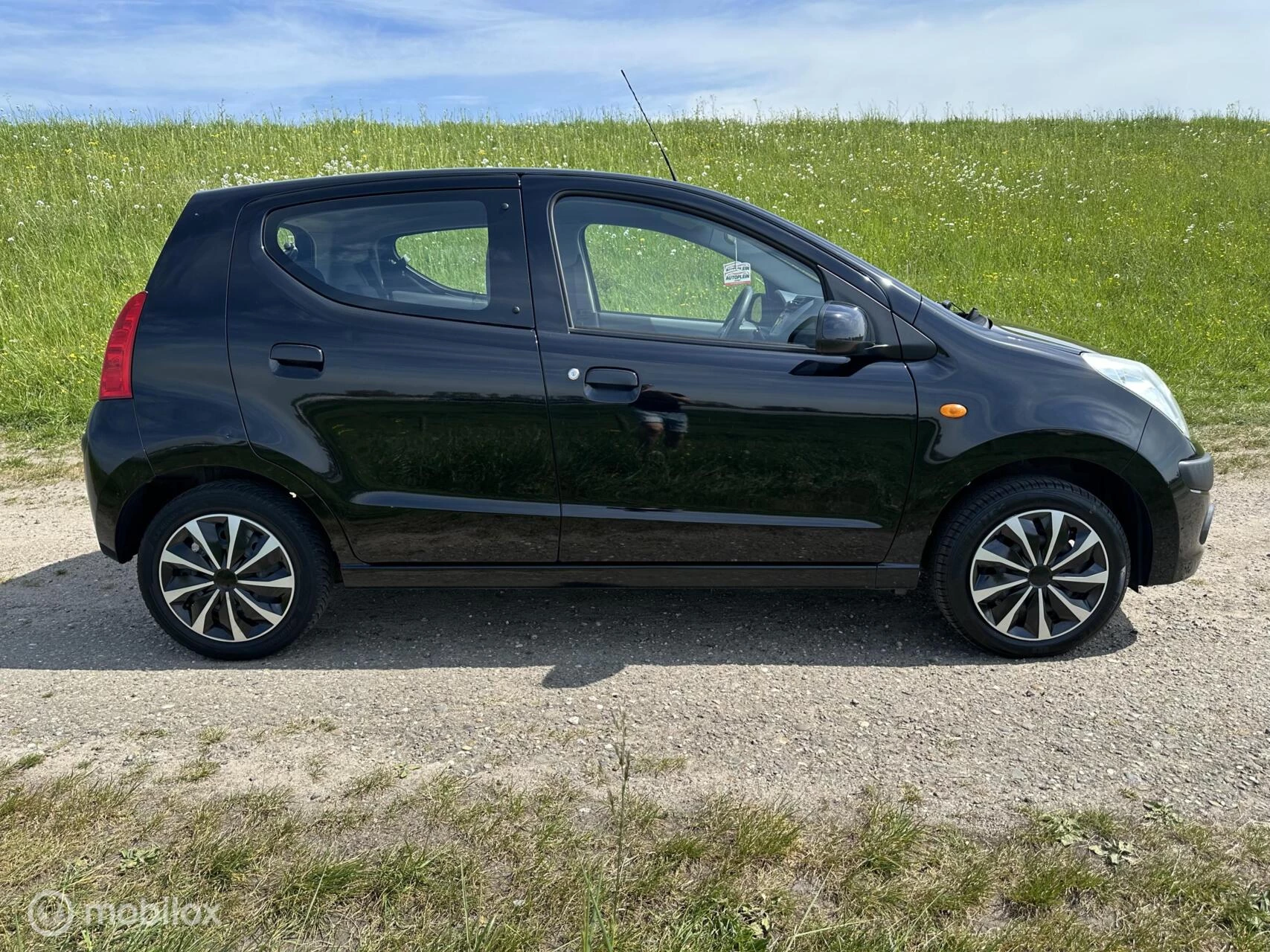 Hoofdafbeelding Nissan Pixo
