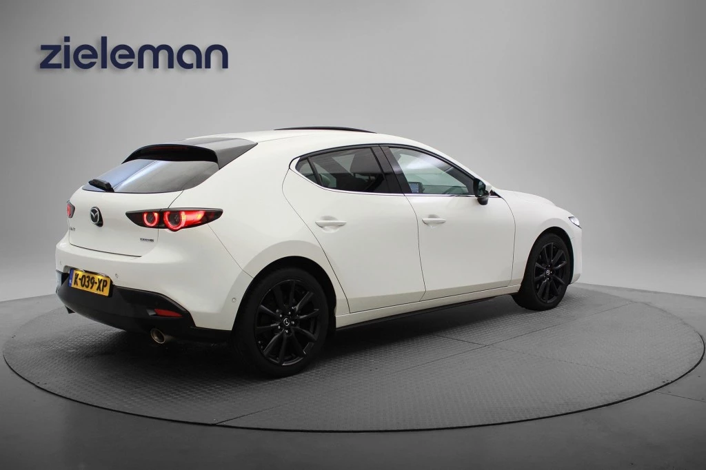 Hoofdafbeelding Mazda 3