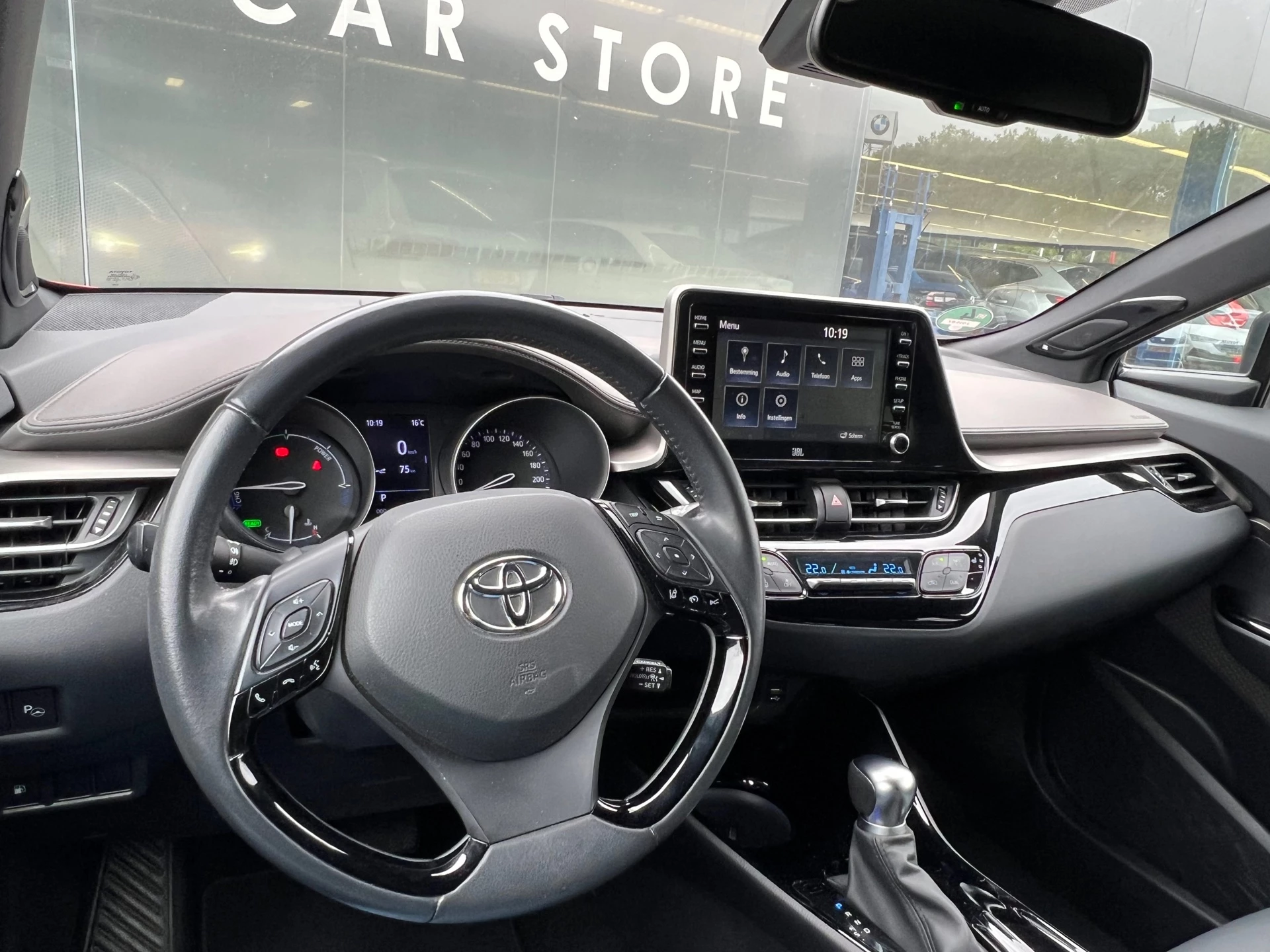 Hoofdafbeelding Toyota C-HR