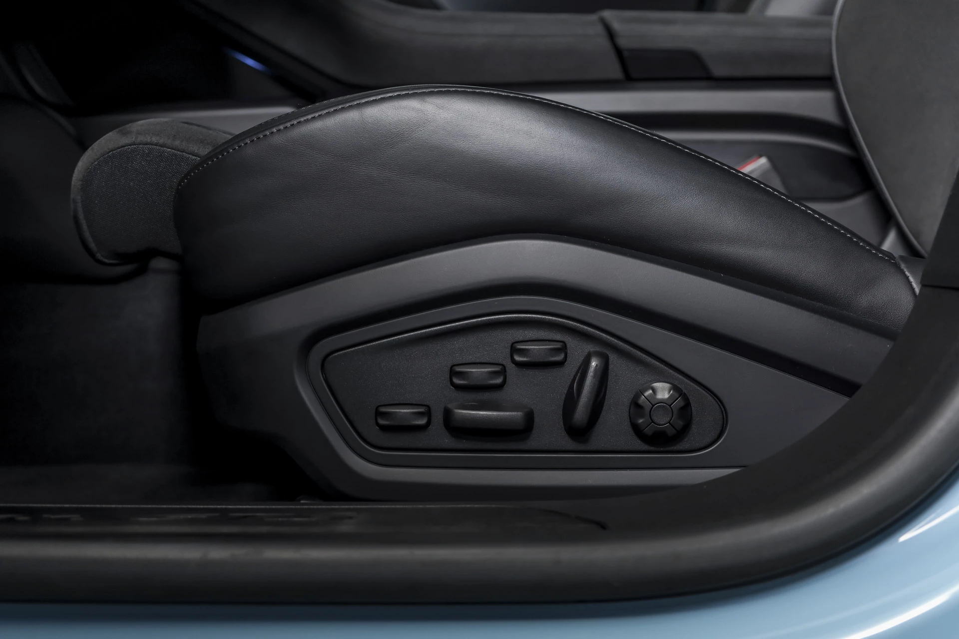 Hoofdafbeelding Porsche Taycan