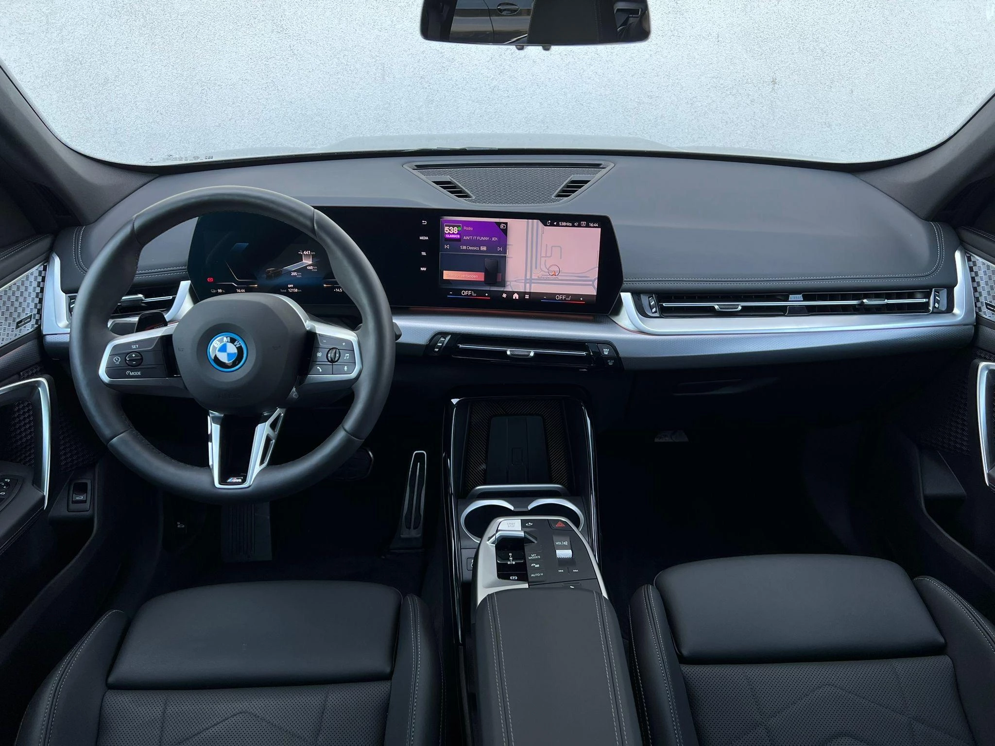 Hoofdafbeelding BMW iX1