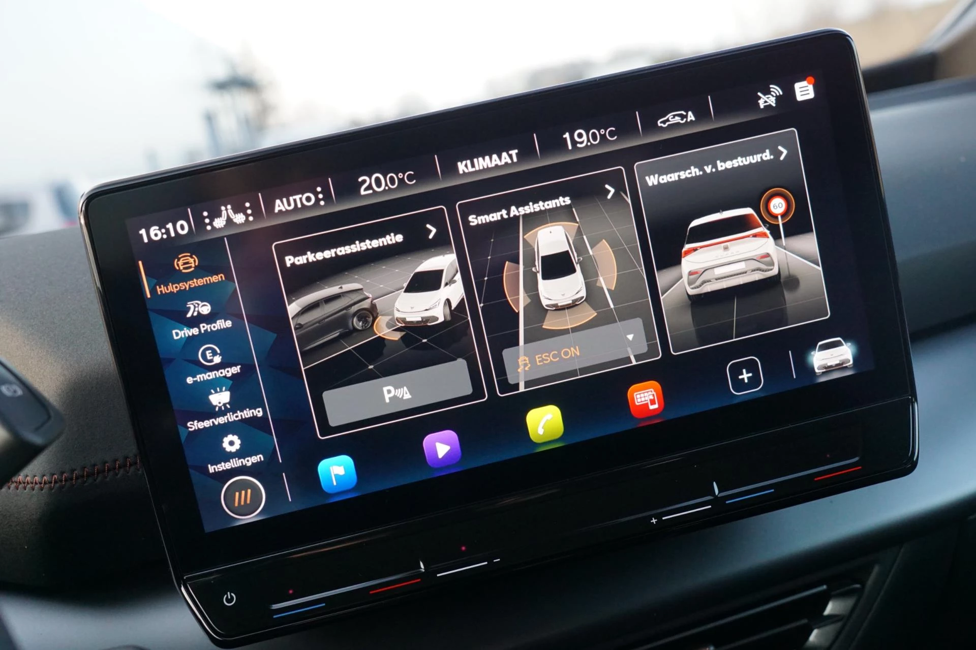 Hoofdafbeelding CUPRA Born