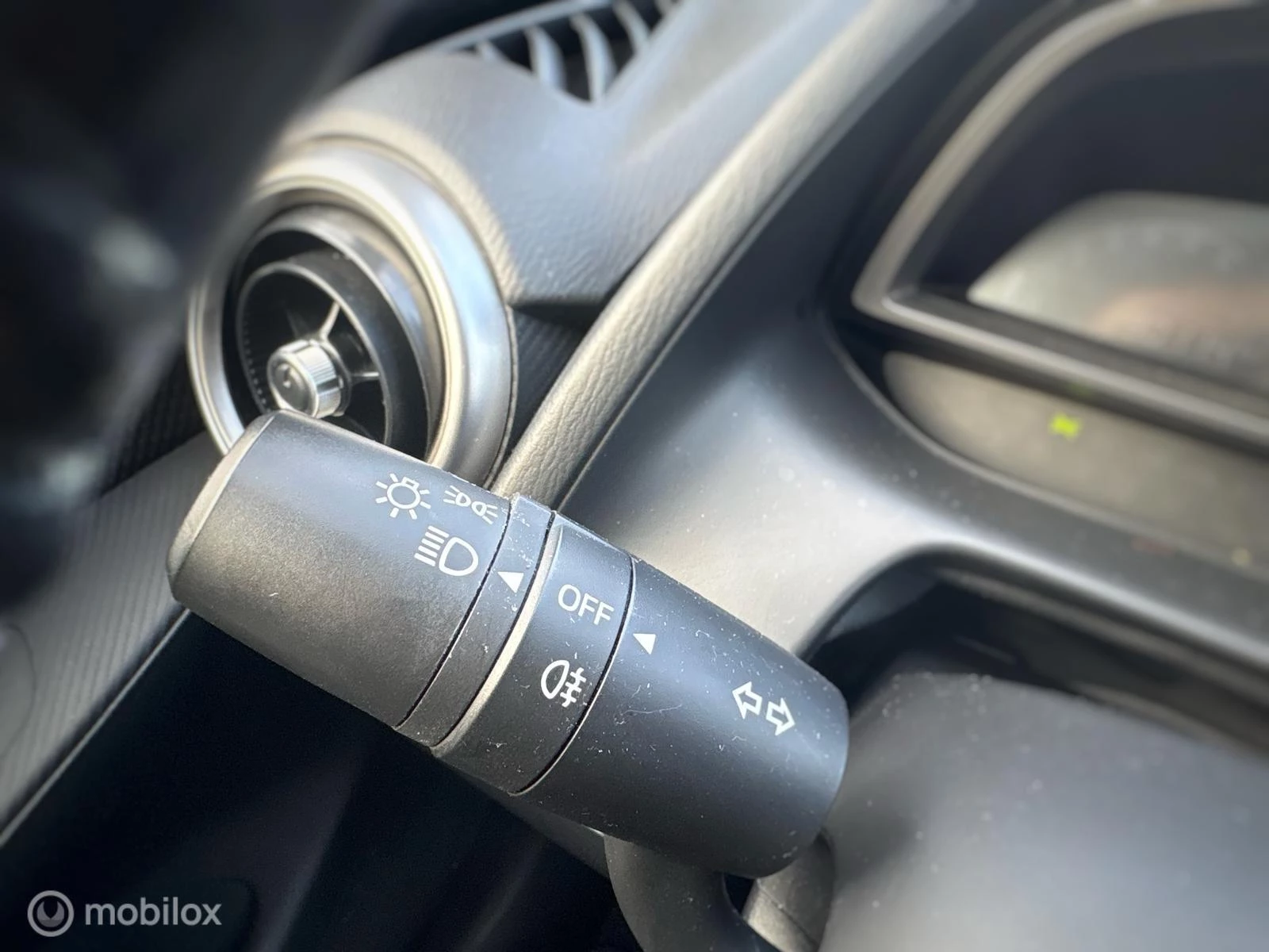 Hoofdafbeelding Mazda 2