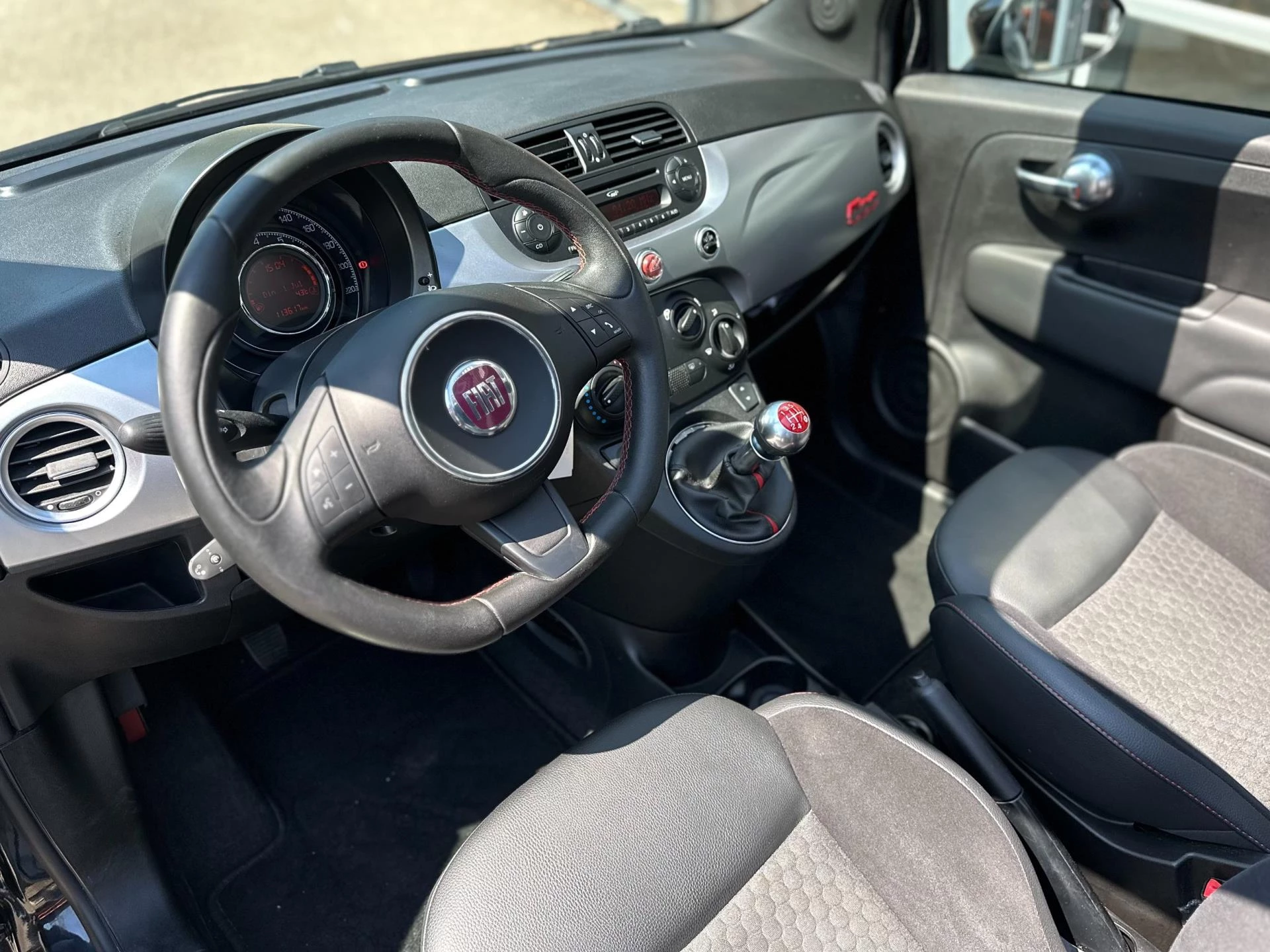 Hoofdafbeelding Fiat 500C