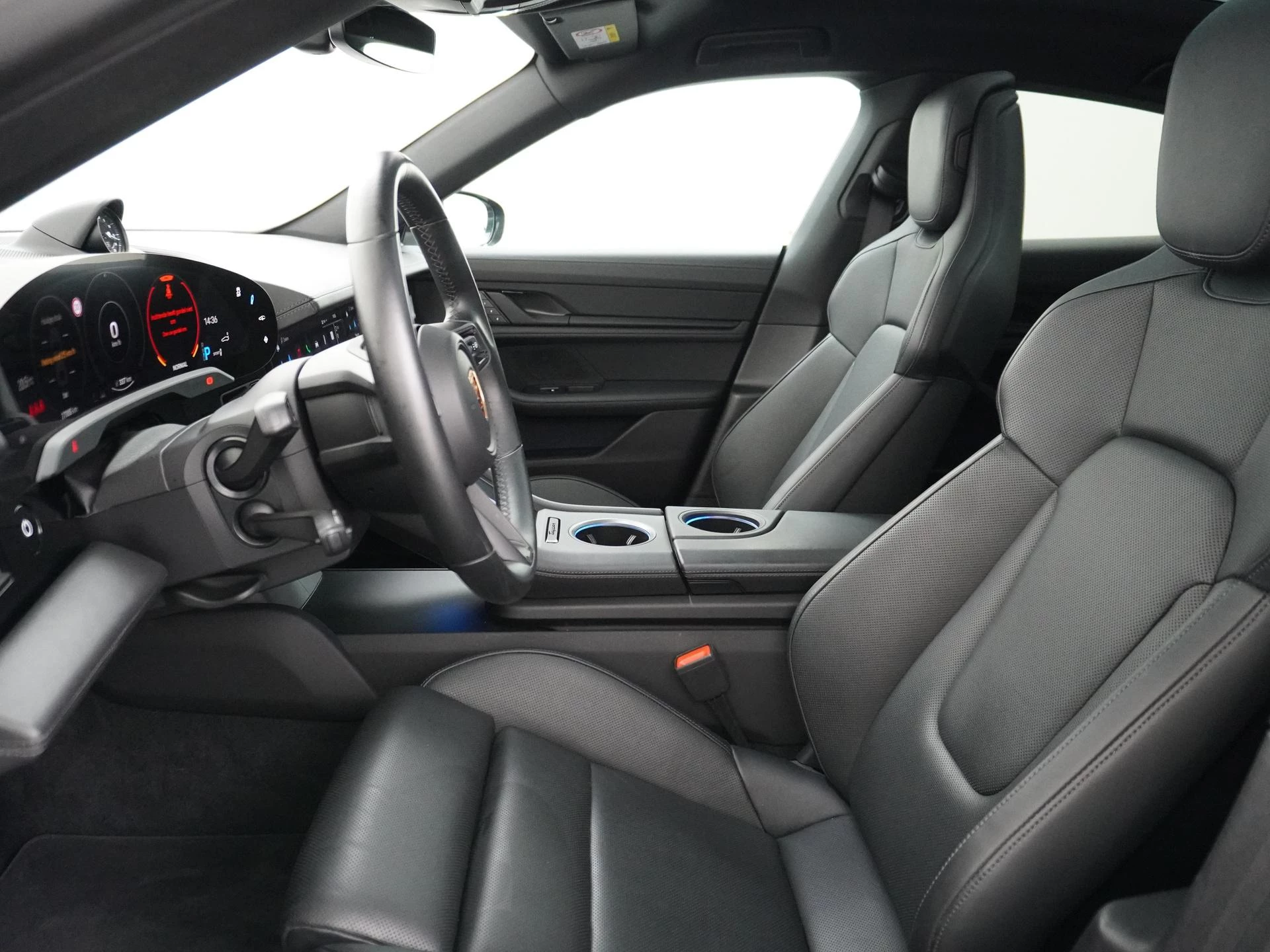 Hoofdafbeelding Porsche Taycan