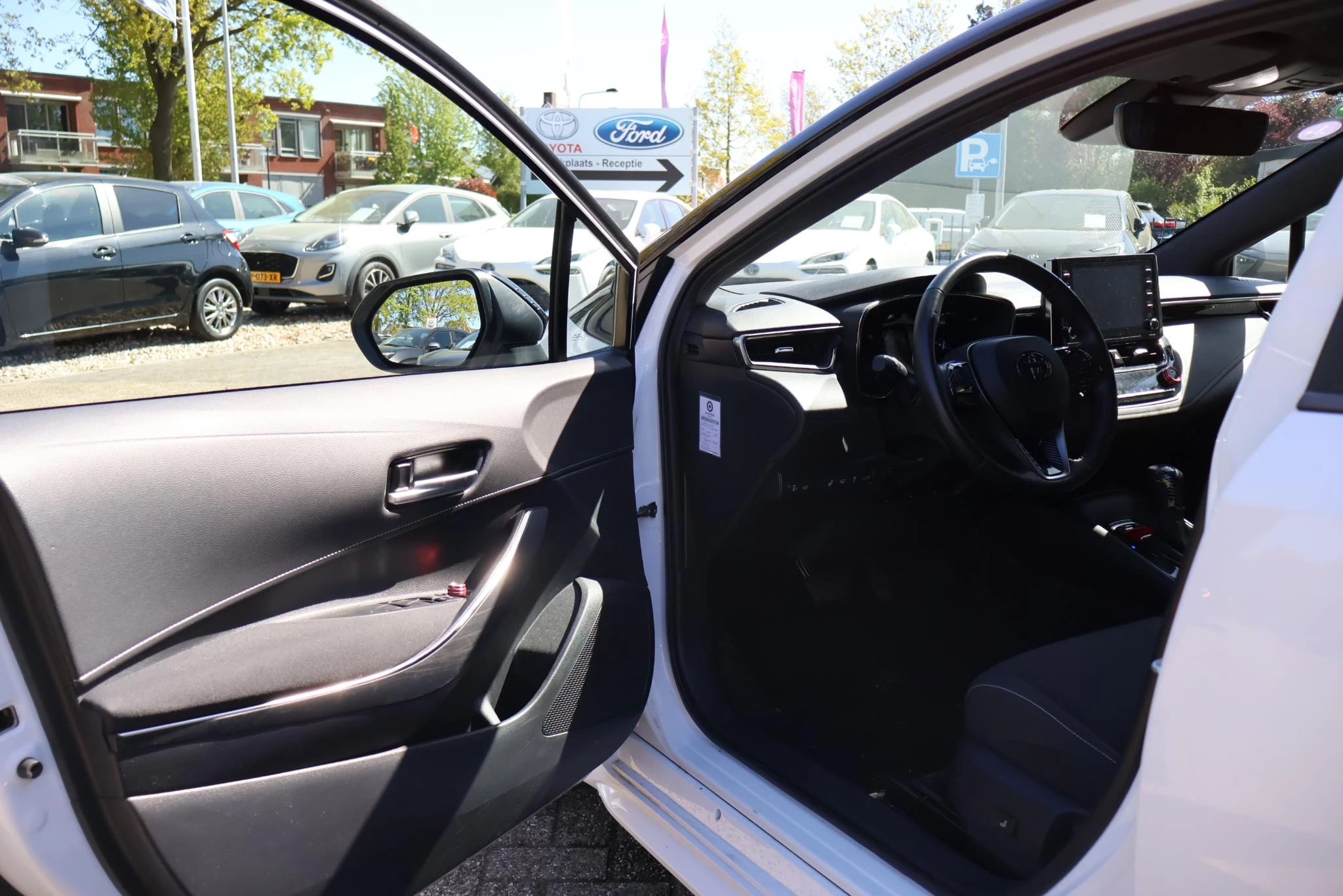 Hoofdafbeelding Toyota Corolla Touring Sports
