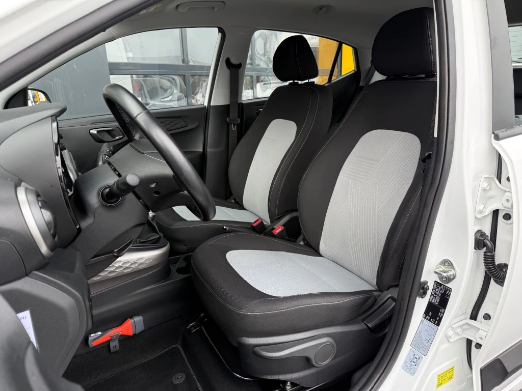 Hoofdafbeelding Hyundai i10