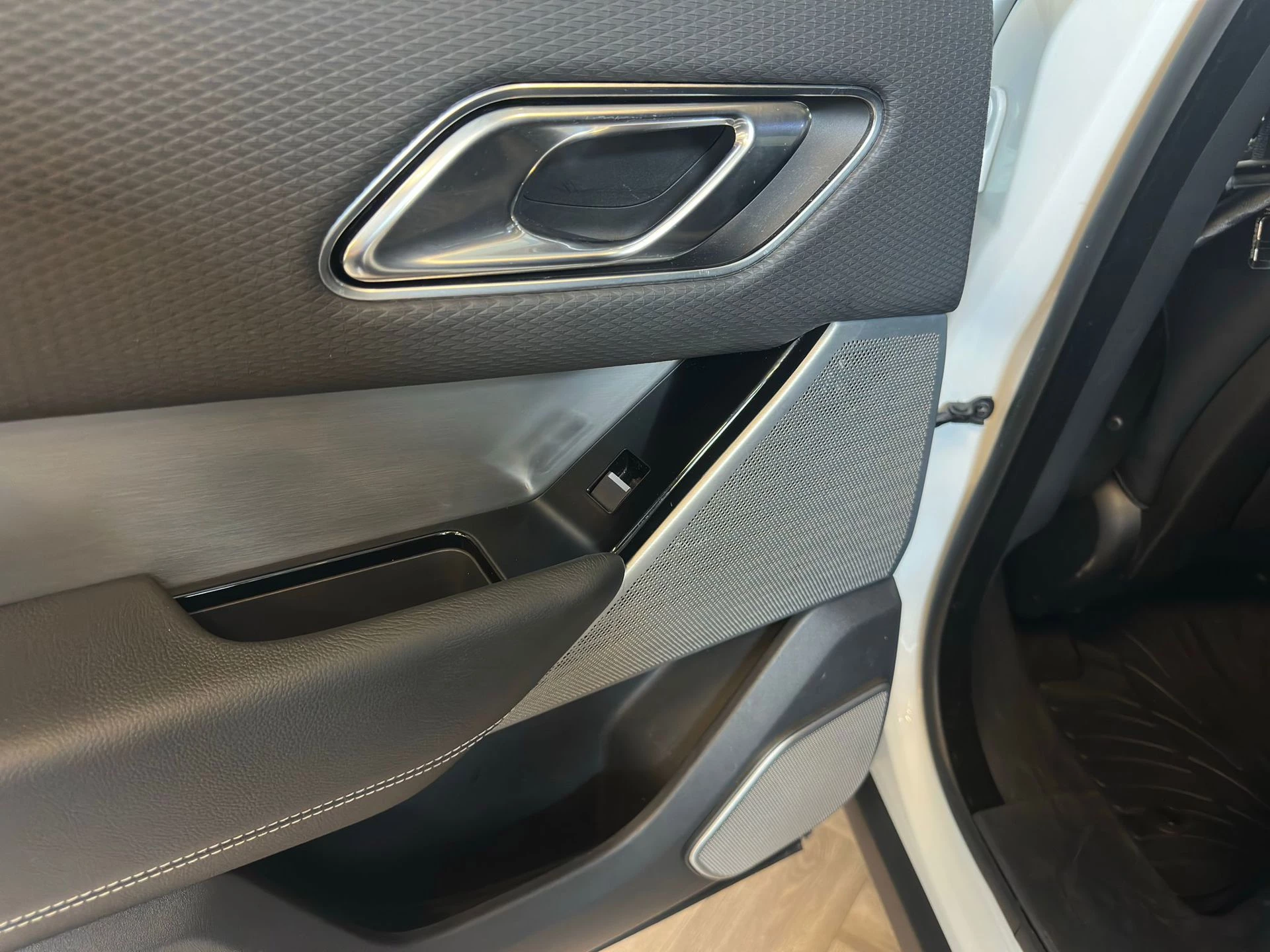 Hoofdafbeelding Land Rover Range Rover Velar