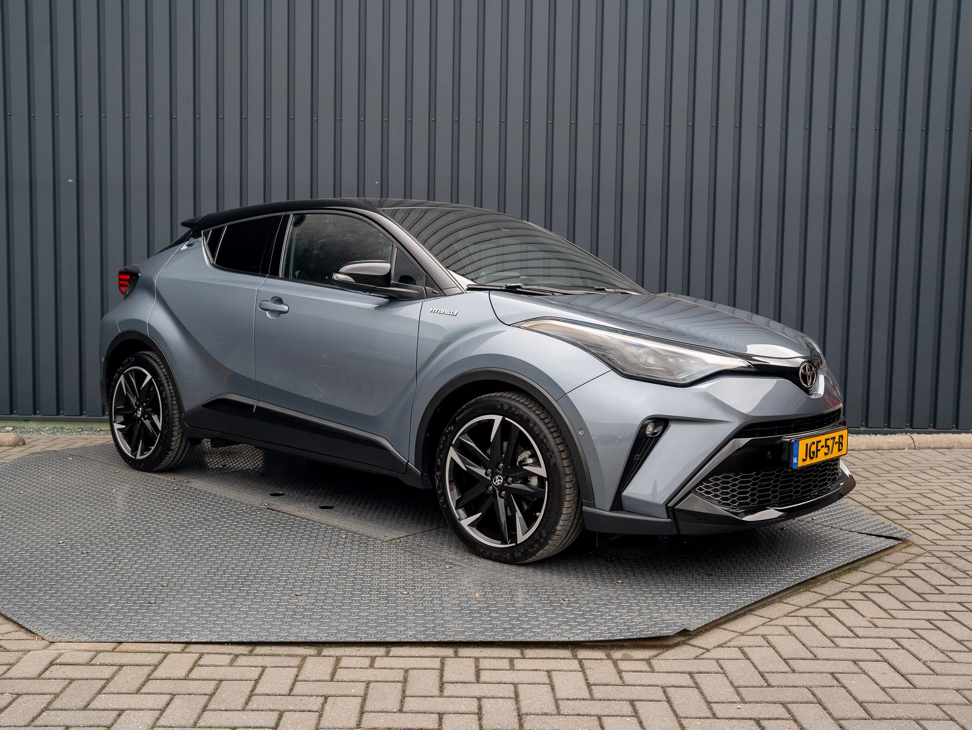 Hoofdafbeelding Toyota C-HR