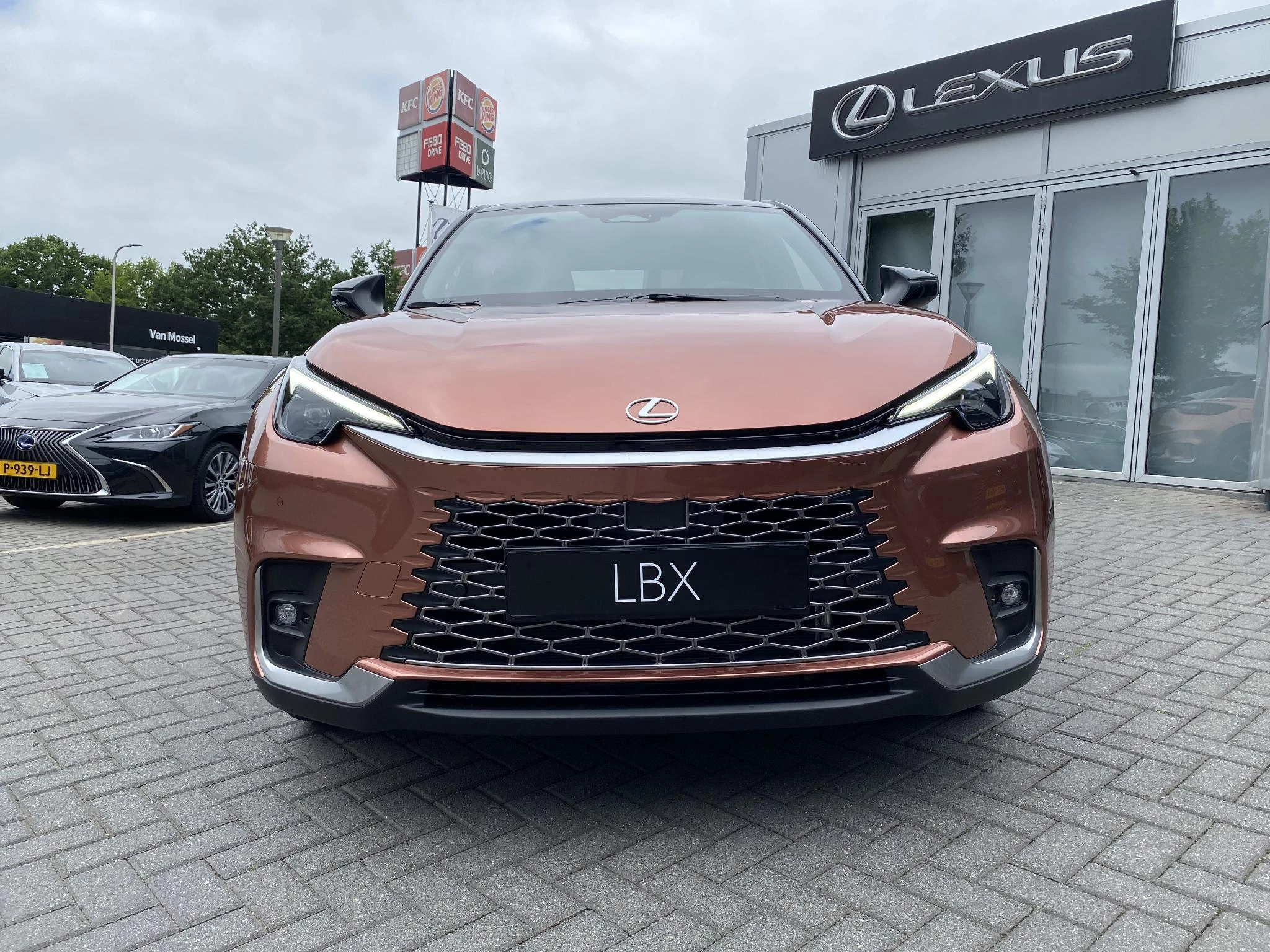Hoofdafbeelding Lexus LBX