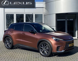 Hoofdafbeelding Lexus LBX Lexus LBX Emotion 2WD NL-AUTO TECHPACK KEYLESS STOELVERW STUURVERW EL-ACHTERKLEP