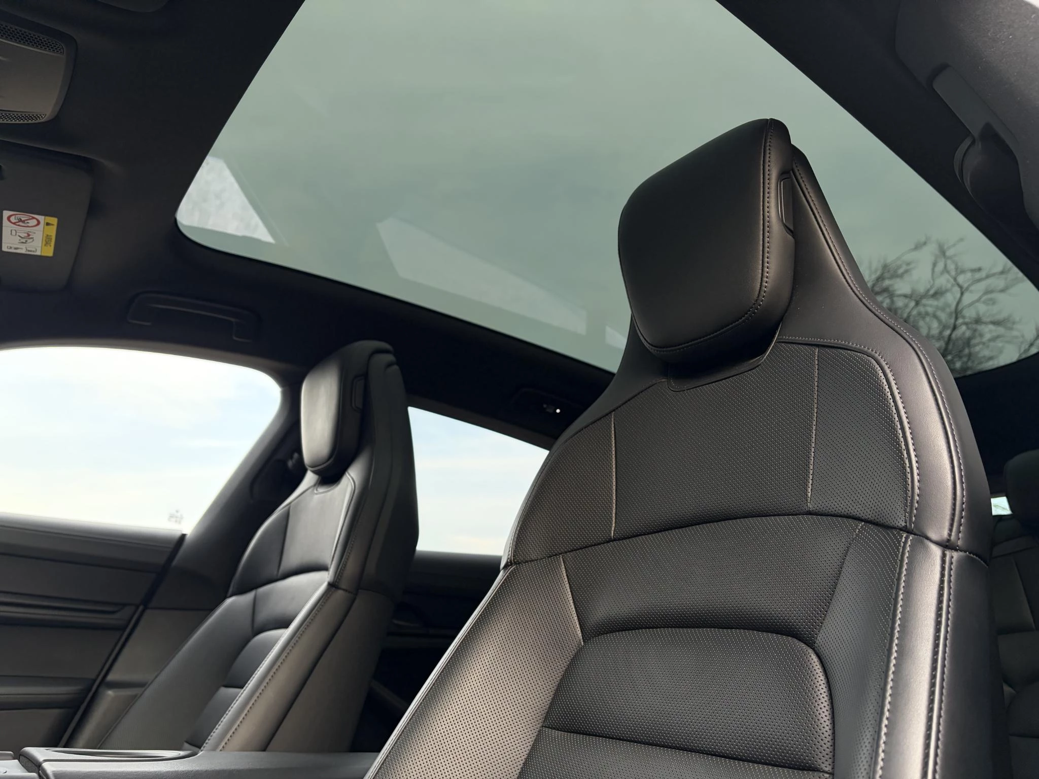 Hoofdafbeelding Porsche Taycan