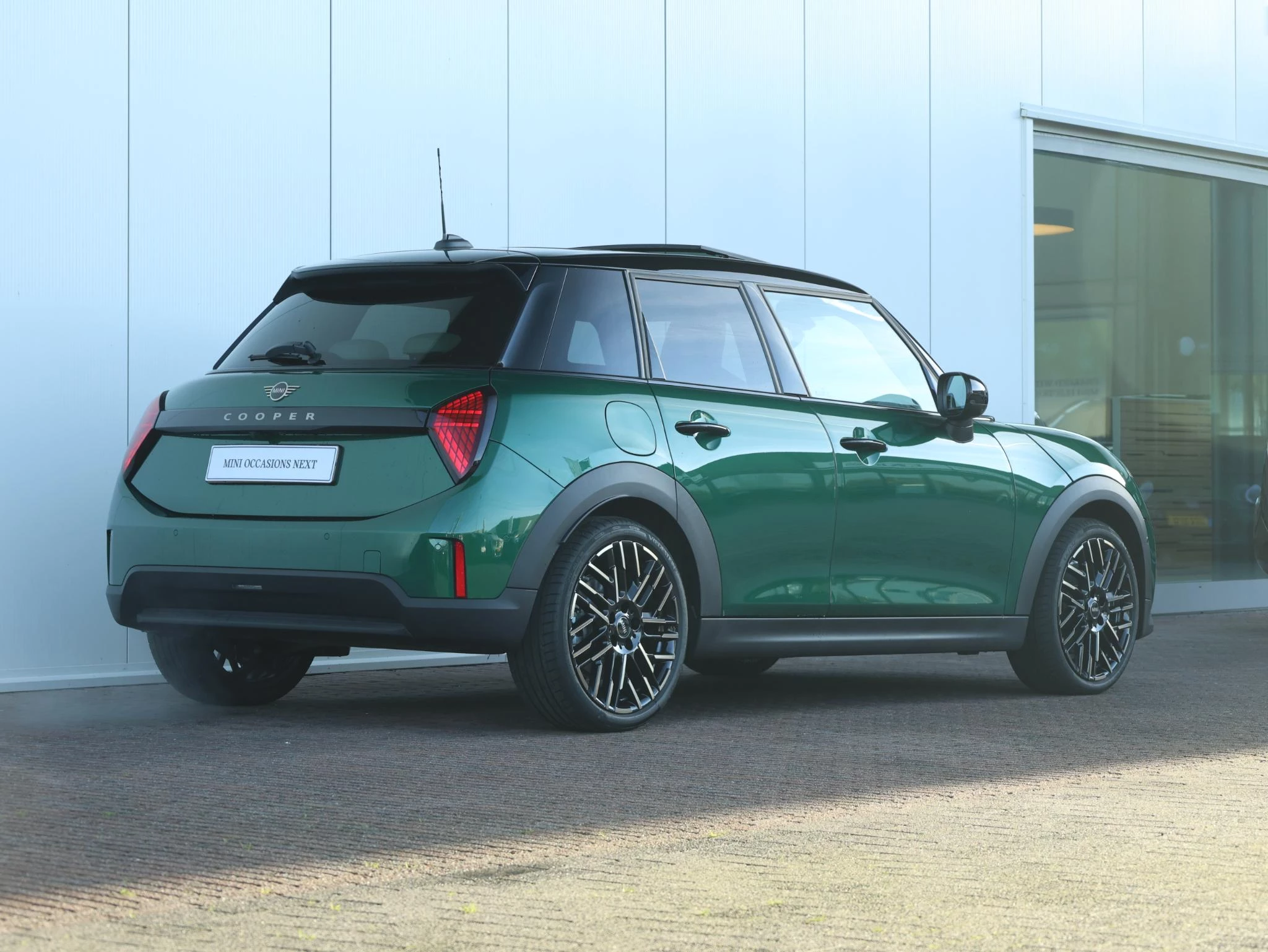 Hoofdafbeelding MINI 5-deurs