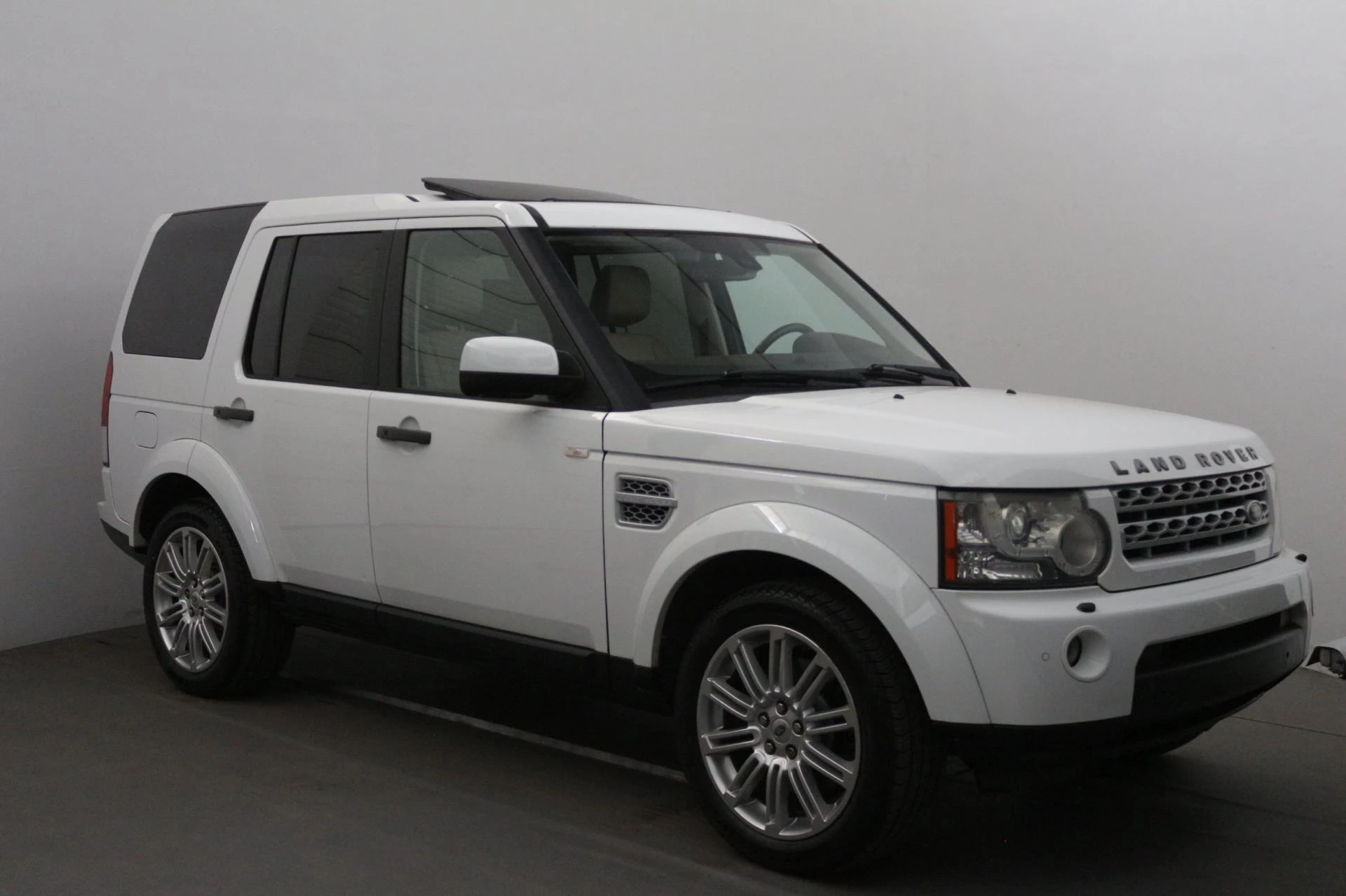 Hoofdafbeelding Land Rover Discovery