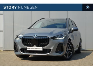 BMW 2 Serie Active Tourer 218i High Executive M Sport Automaat / Panoramadak / Trekhaak / Sportstoelen / Stoelverwarming / Adaptieve LED / Parking Assistant / Comfort Access