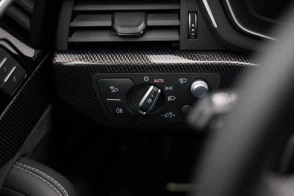 Hoofdafbeelding Audi S5