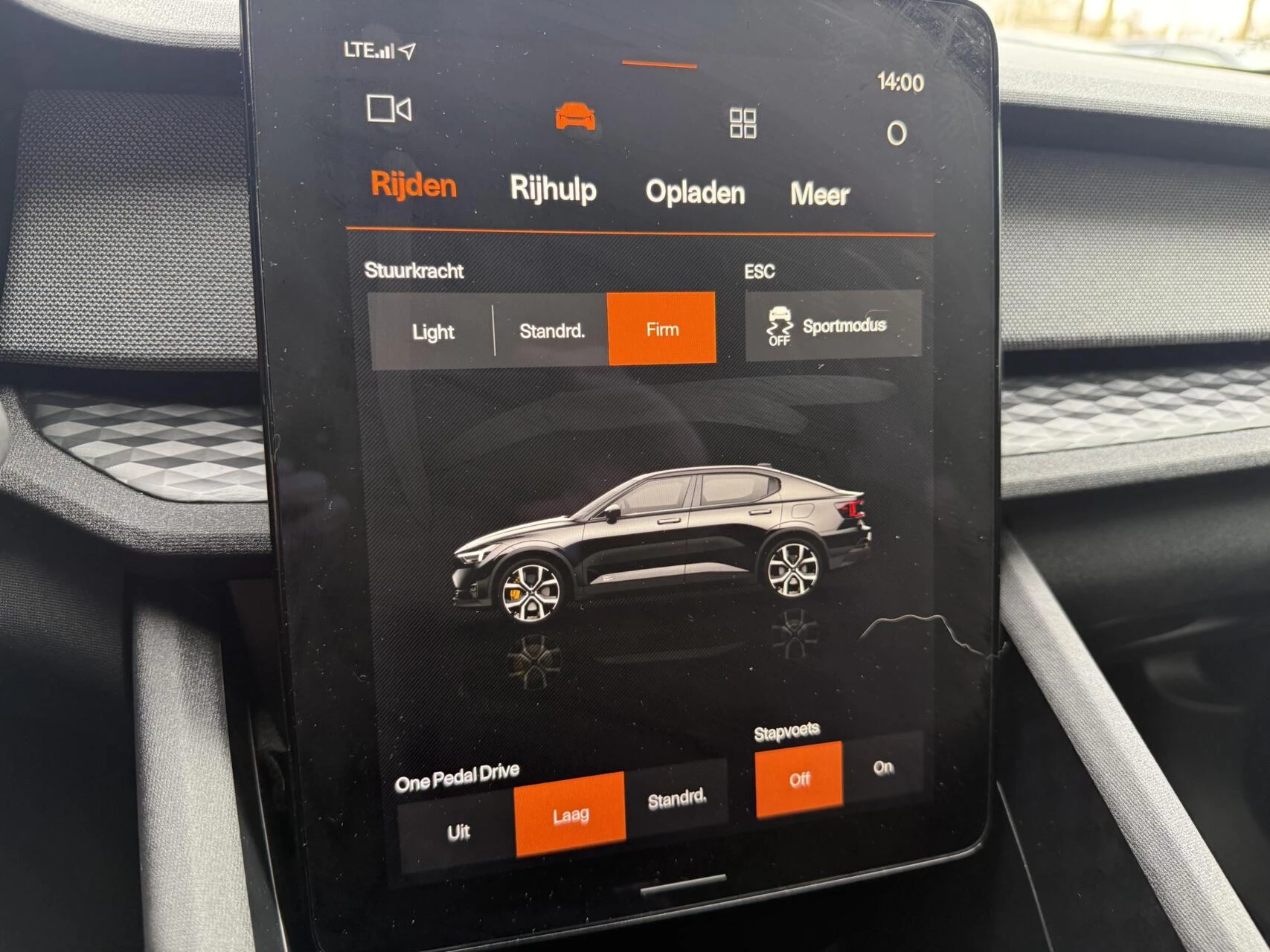 Hoofdafbeelding Polestar 2