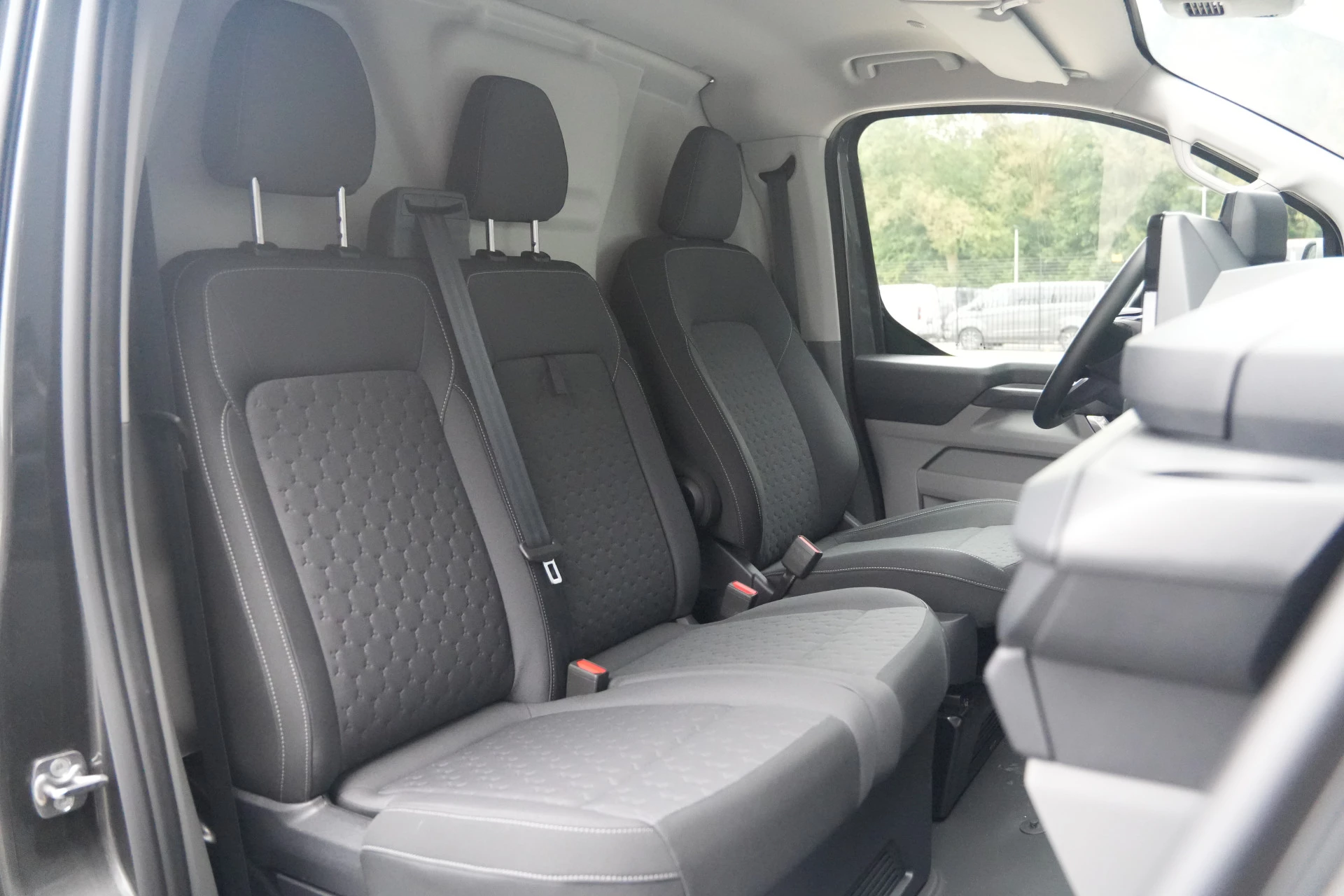 Hoofdafbeelding Ford E-Transit Custom