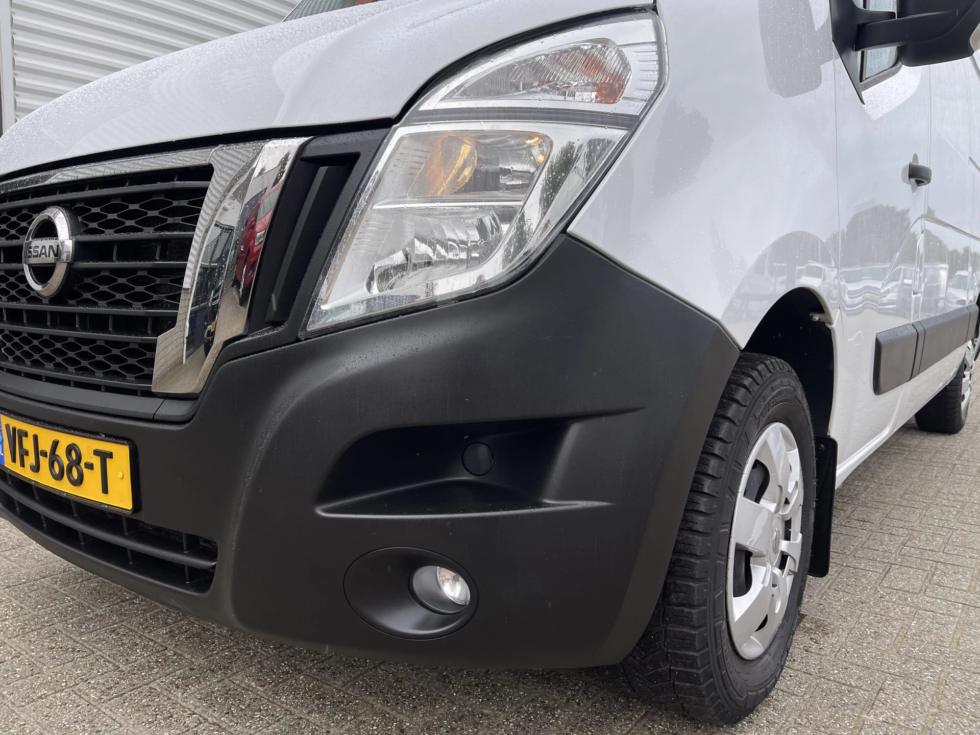 Hoofdafbeelding Nissan NV400