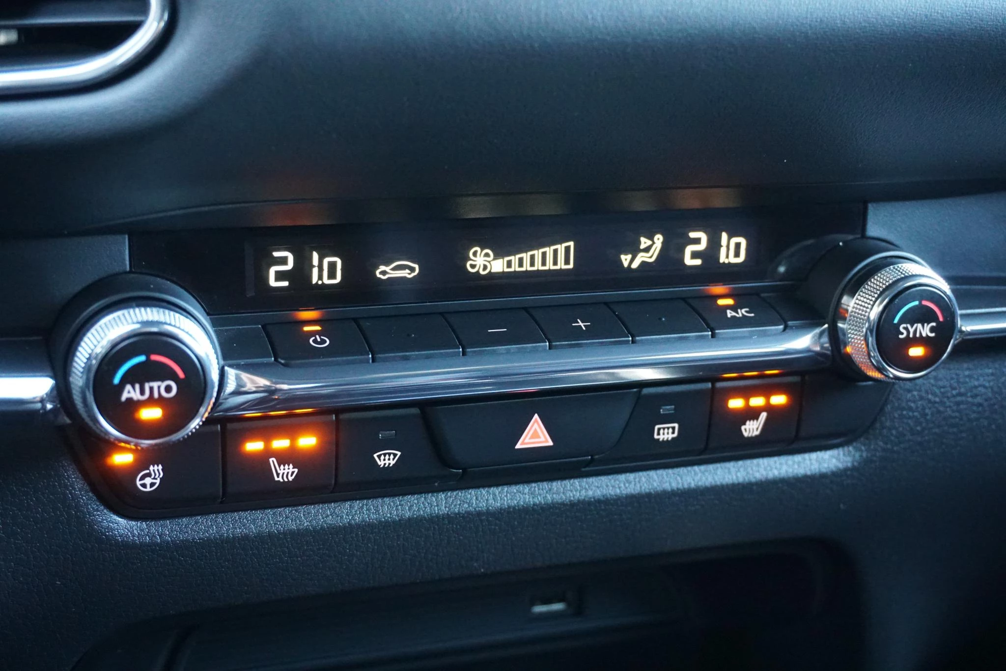 Hoofdafbeelding Mazda CX-30