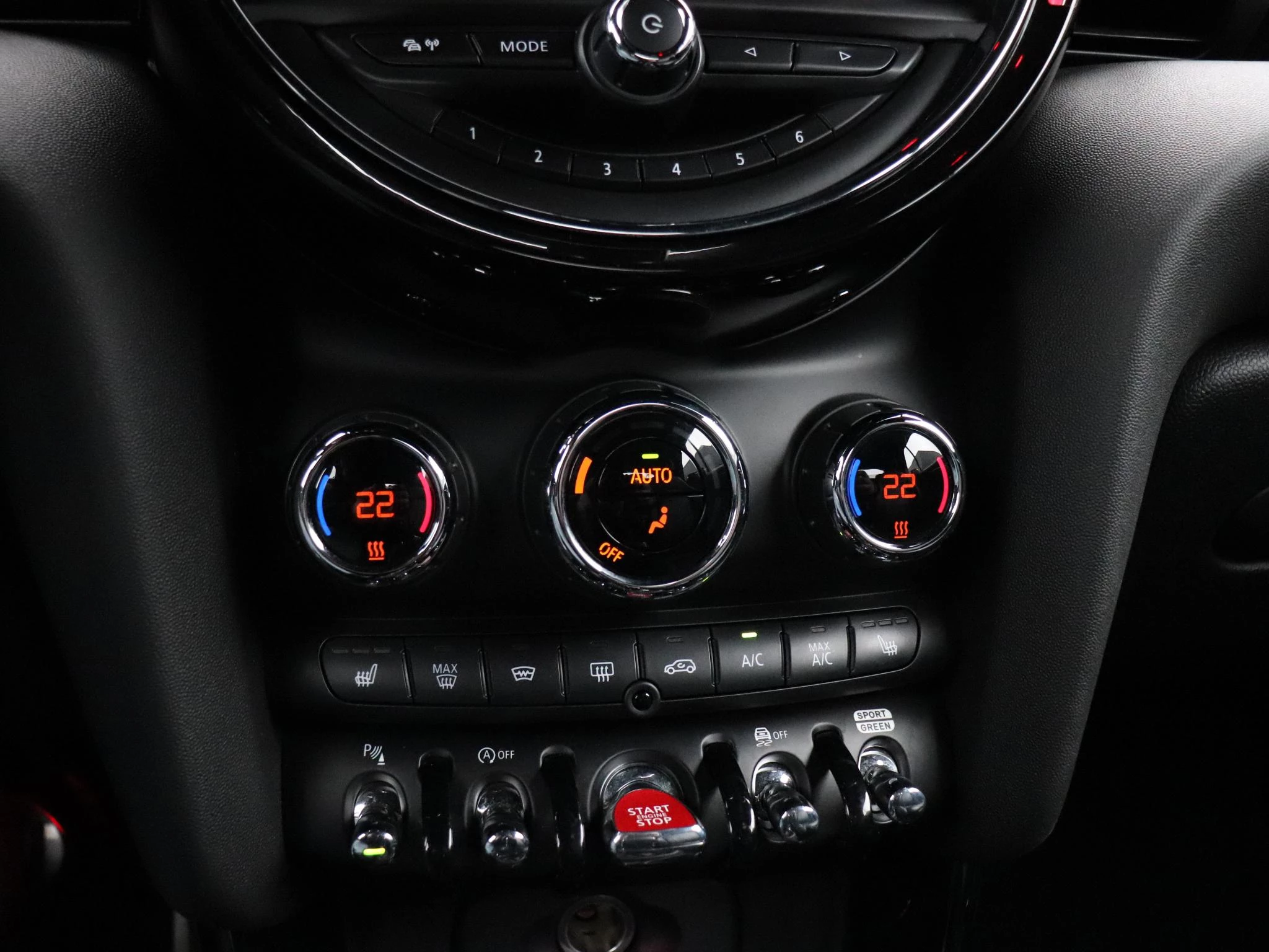 Hoofdafbeelding MINI Cooper Cabrio