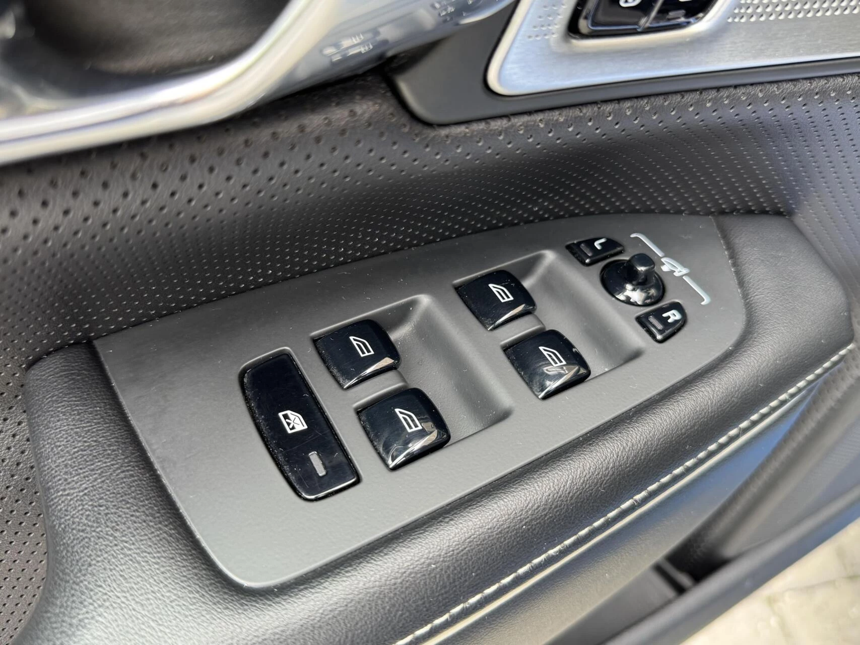 Hoofdafbeelding Volvo V90