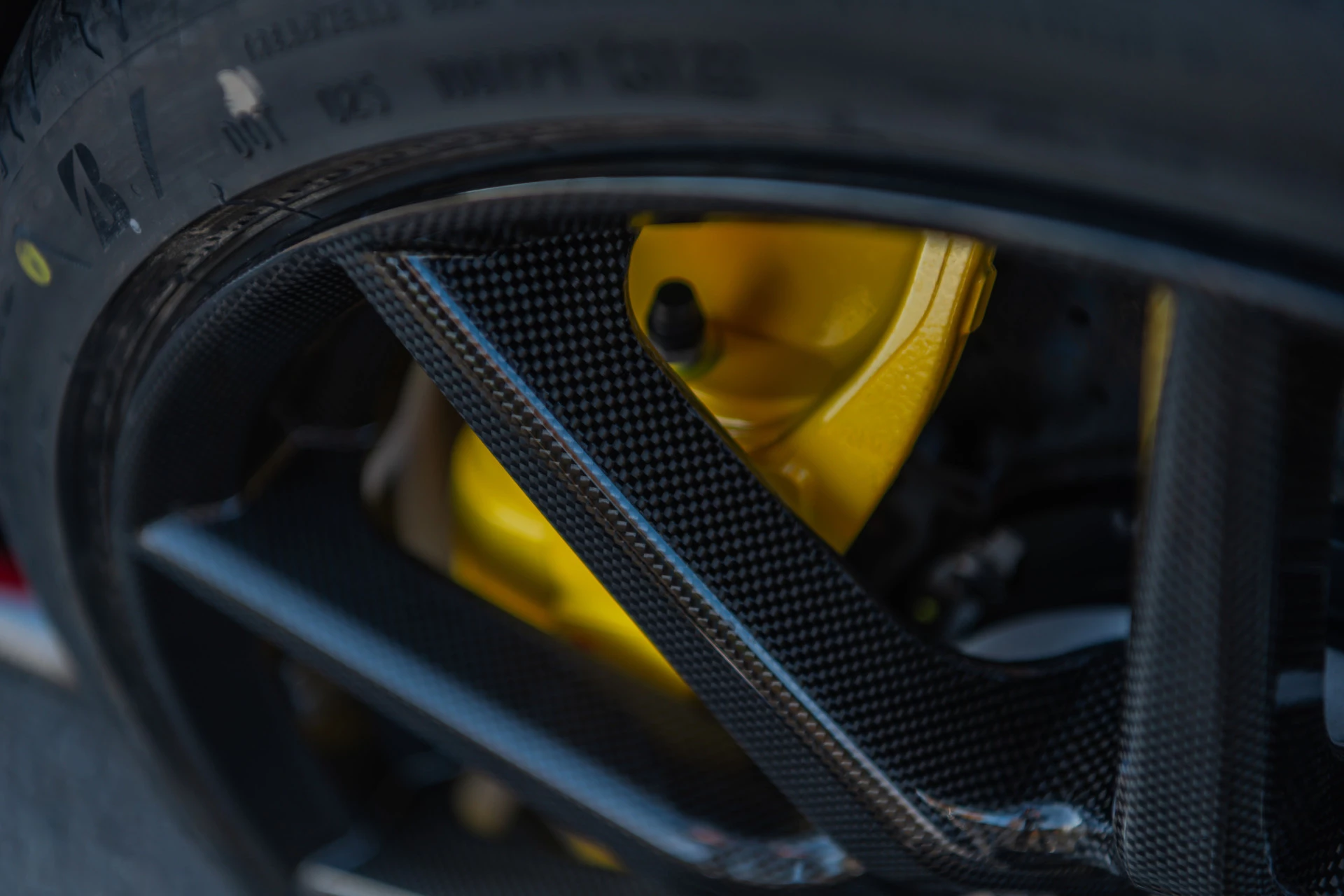 Hoofdafbeelding Ferrari 296