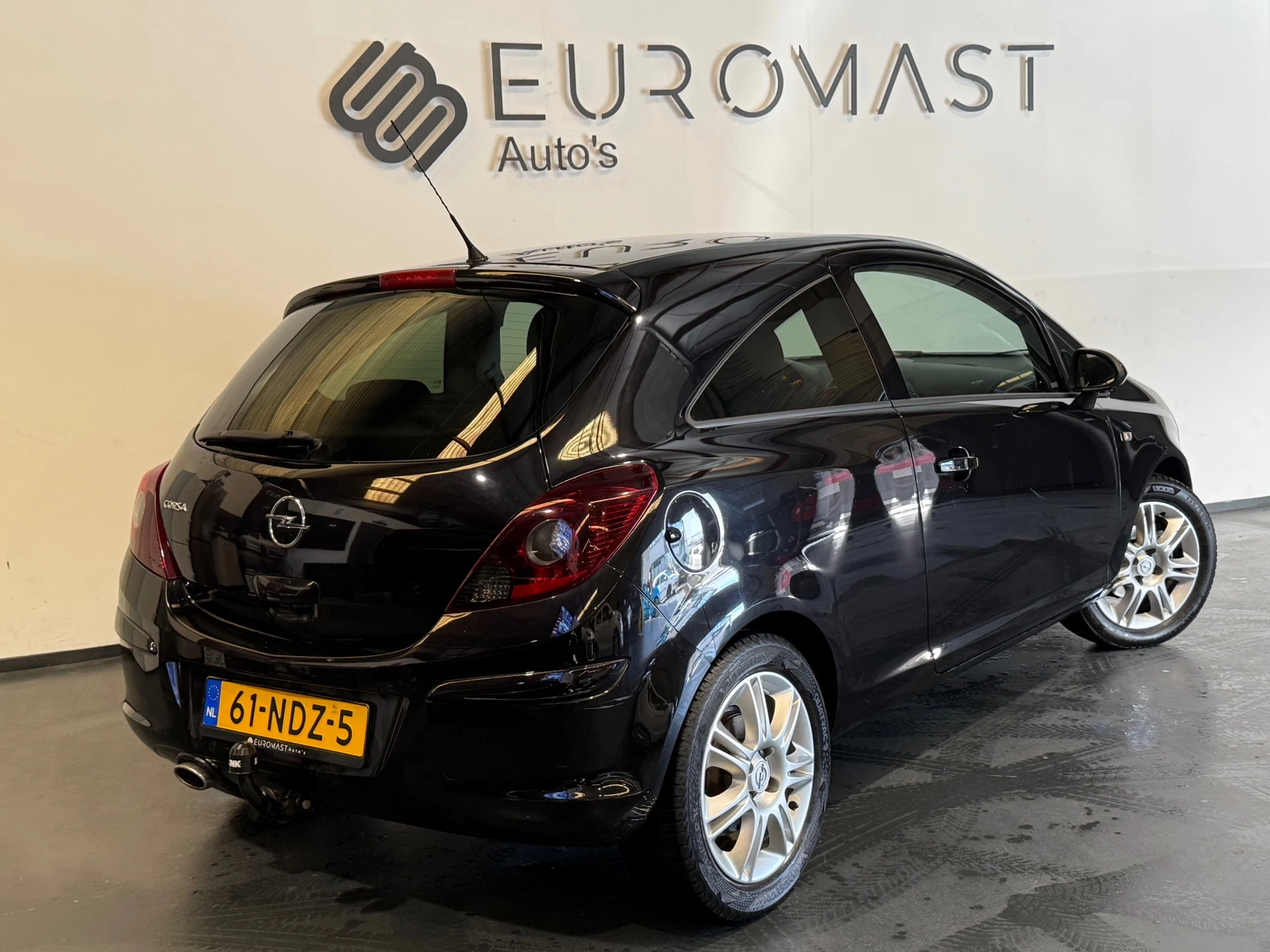 Hoofdafbeelding Opel Corsa