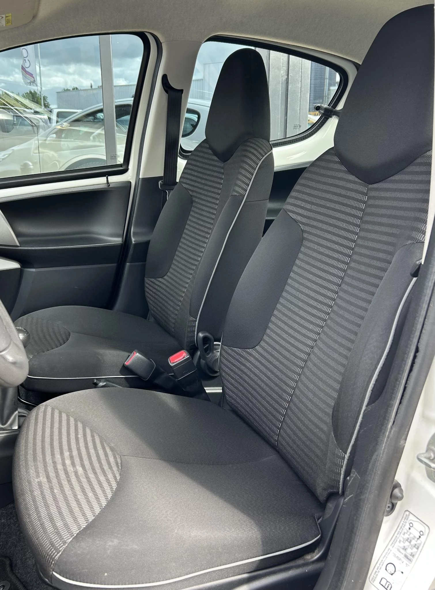 Hoofdafbeelding Peugeot 107