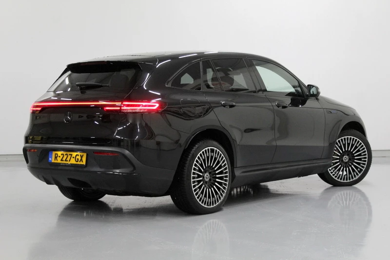 Hoofdafbeelding Mercedes-Benz EQC